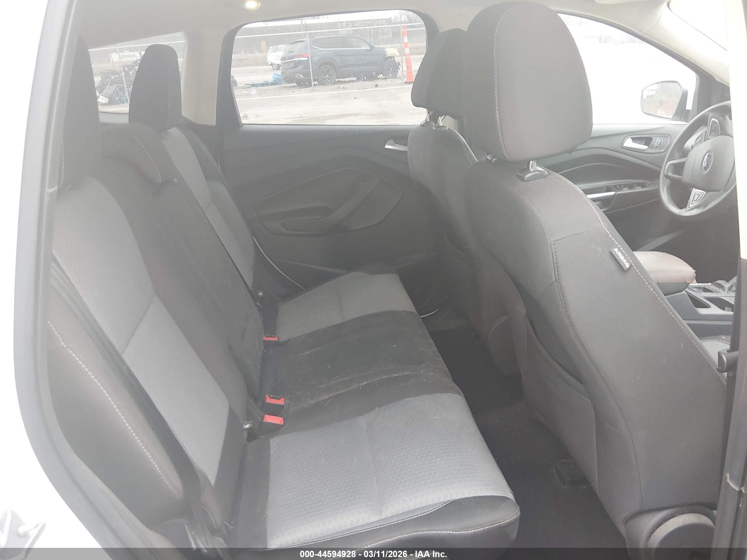 FORD ESCAPE image 8