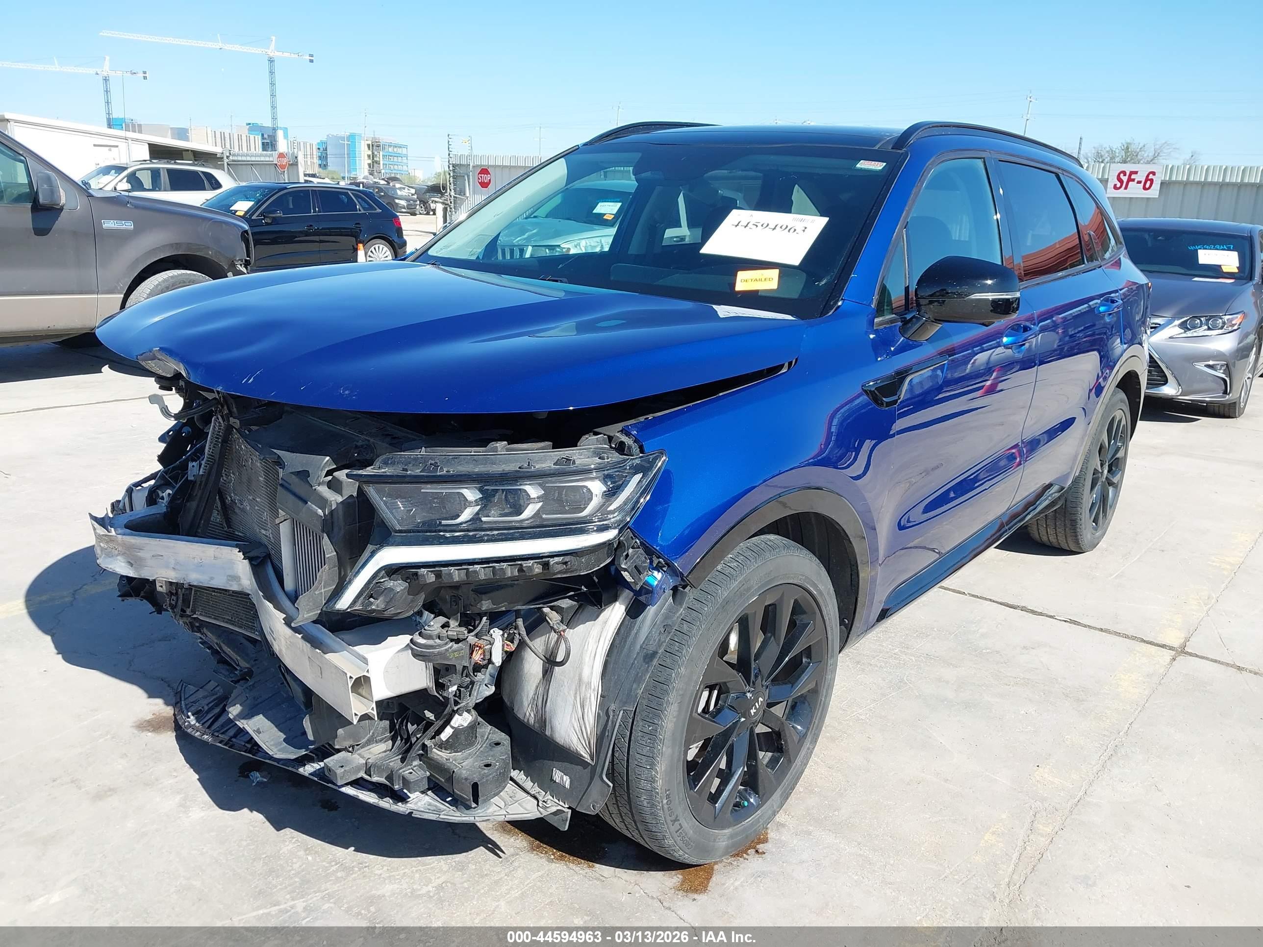 KIA SORENTO image 2