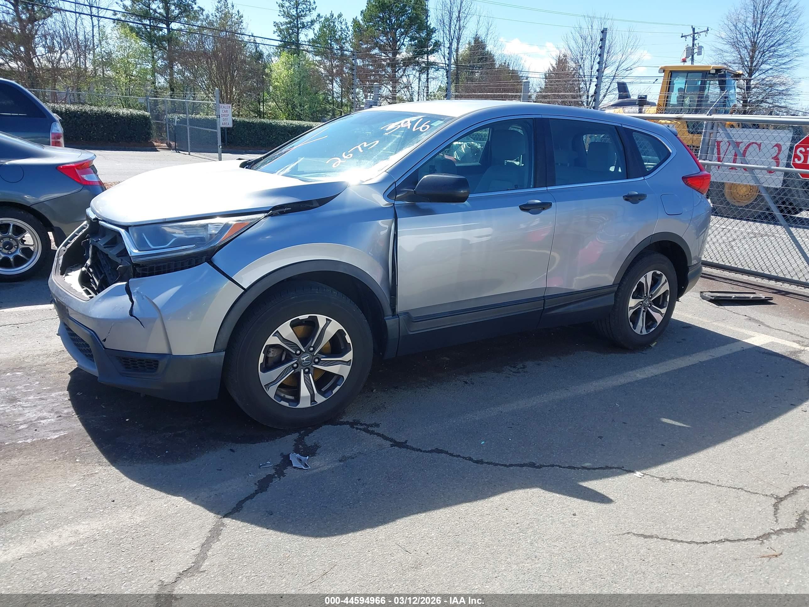 HONDA CR-V image 2