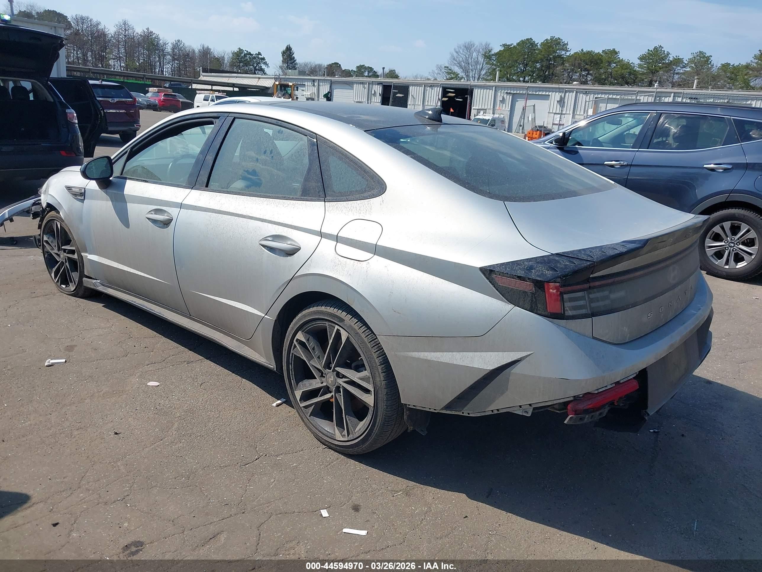 HYUNDAI SONATA image 3