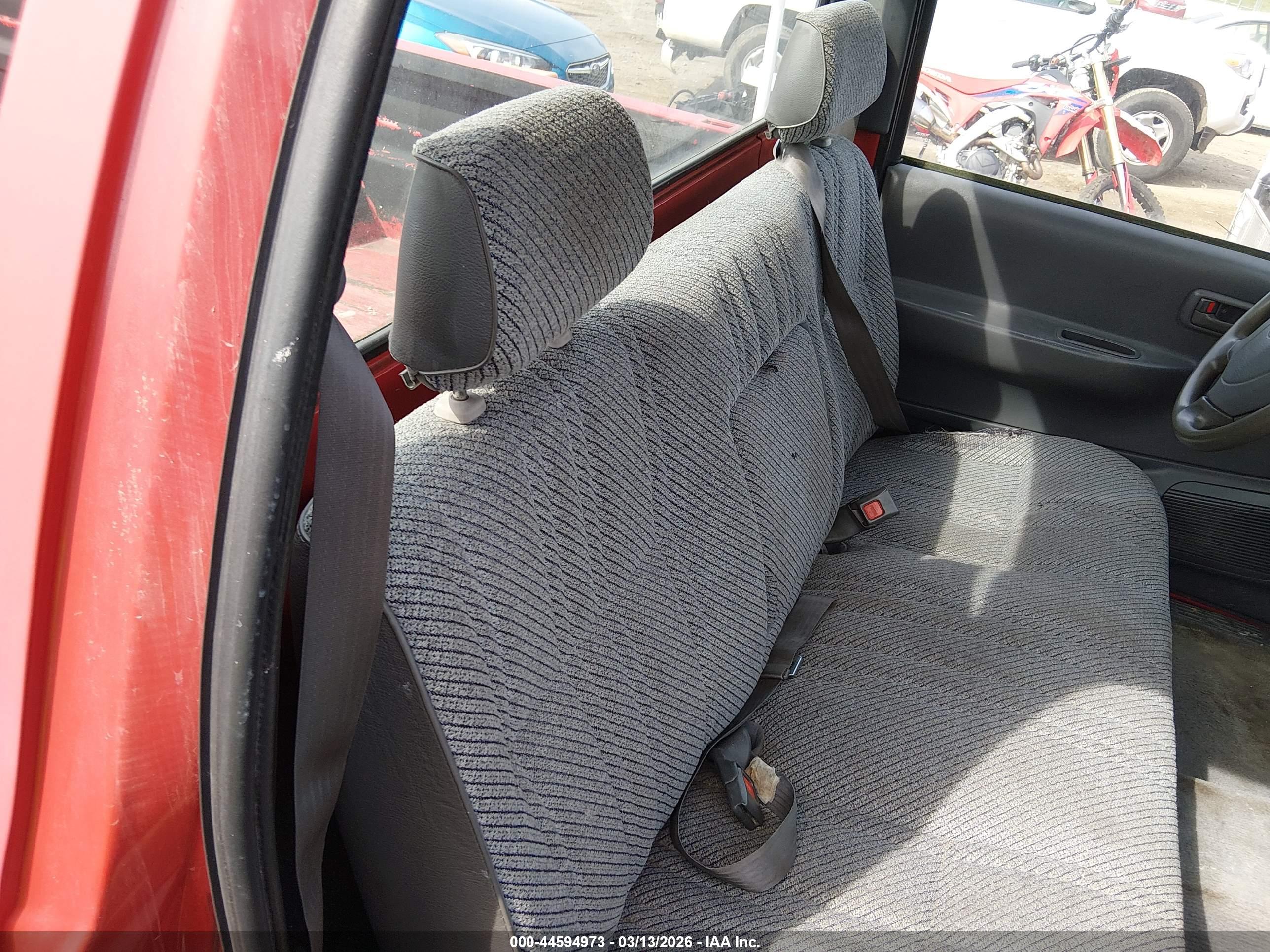 TOYOTA T100 image 8