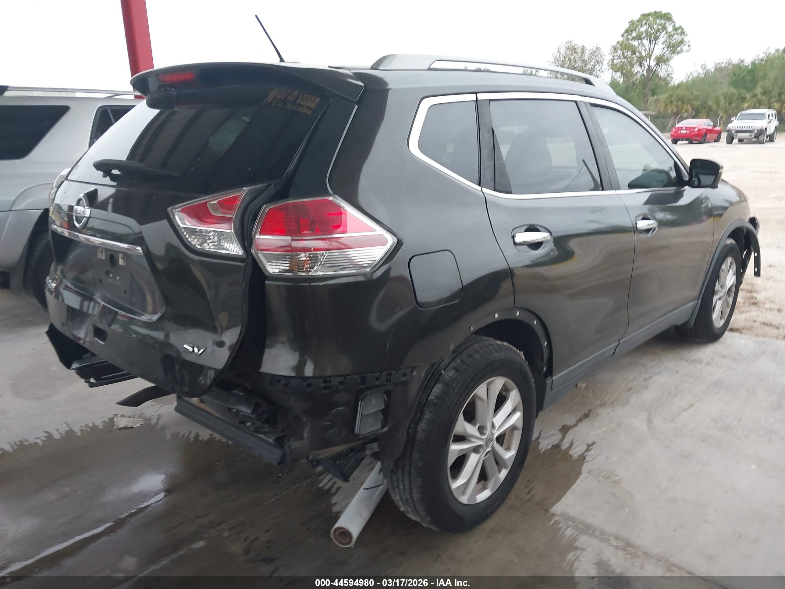 NISSAN ROGUE image 4