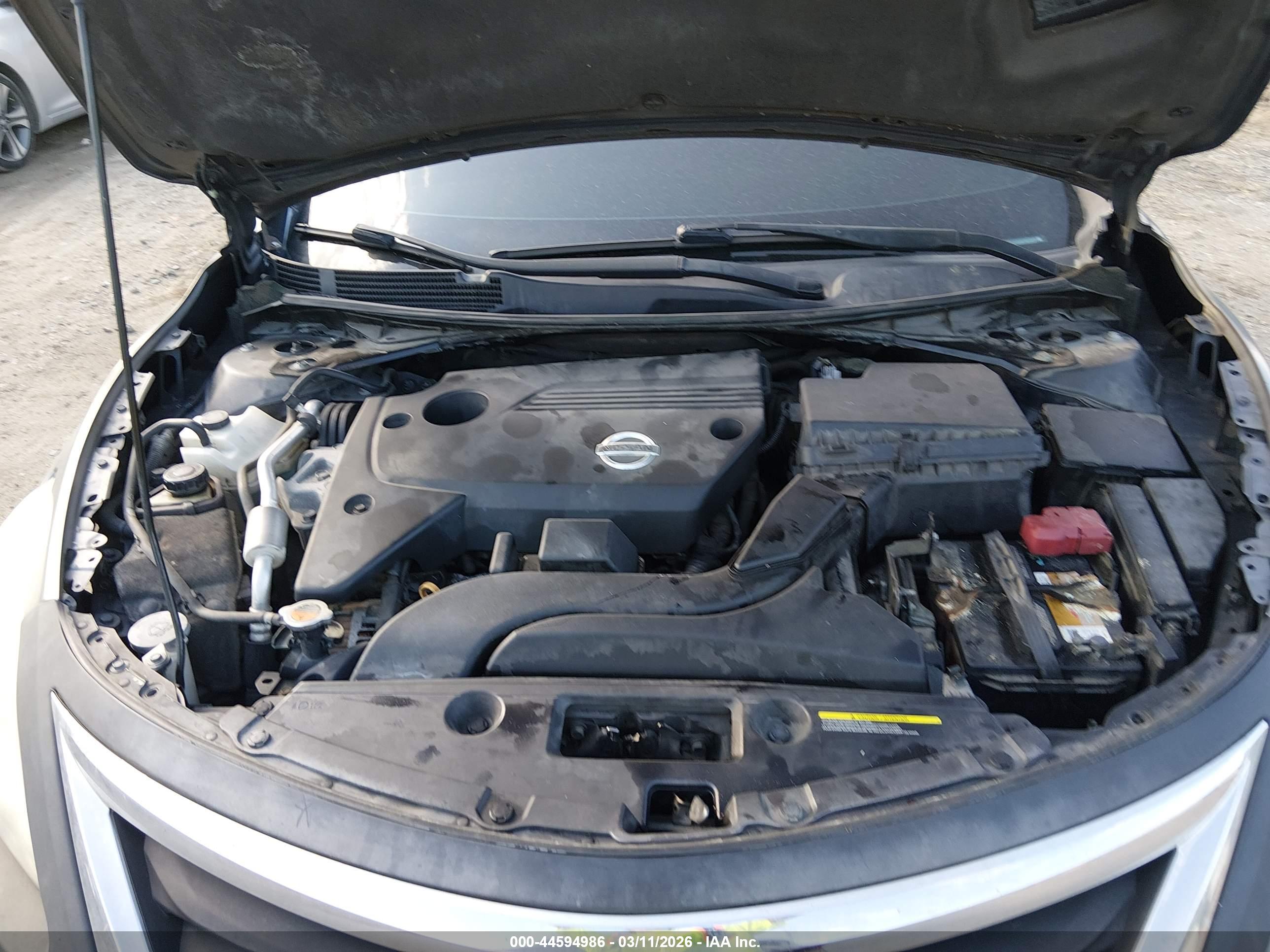 NISSAN ALTIMA image 10