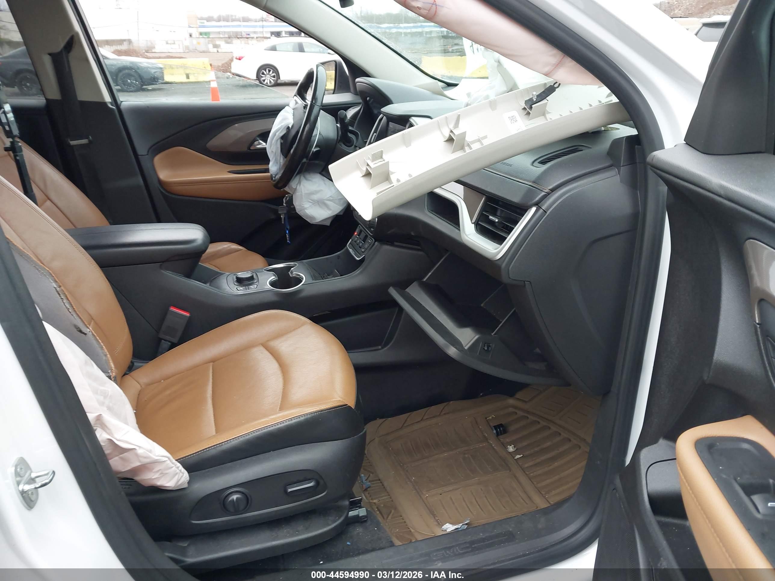 GMC TERRAIN image 5