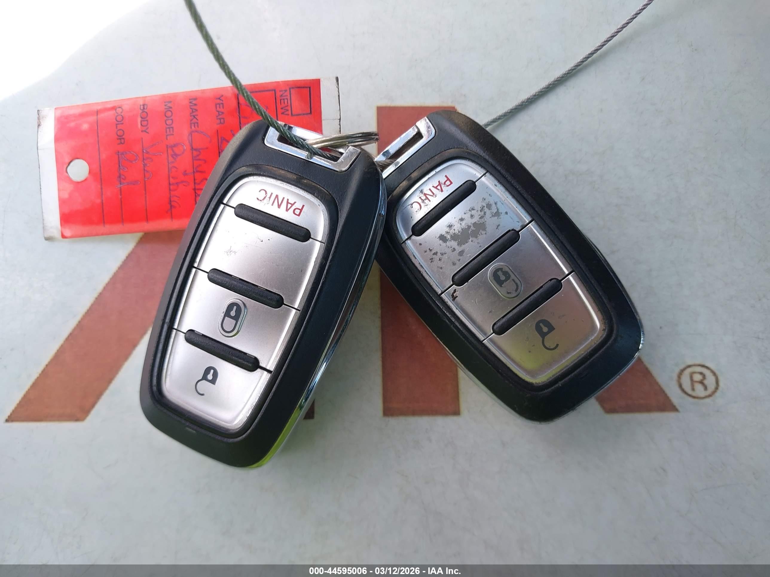 CHRYSLER PACIFICA image 11