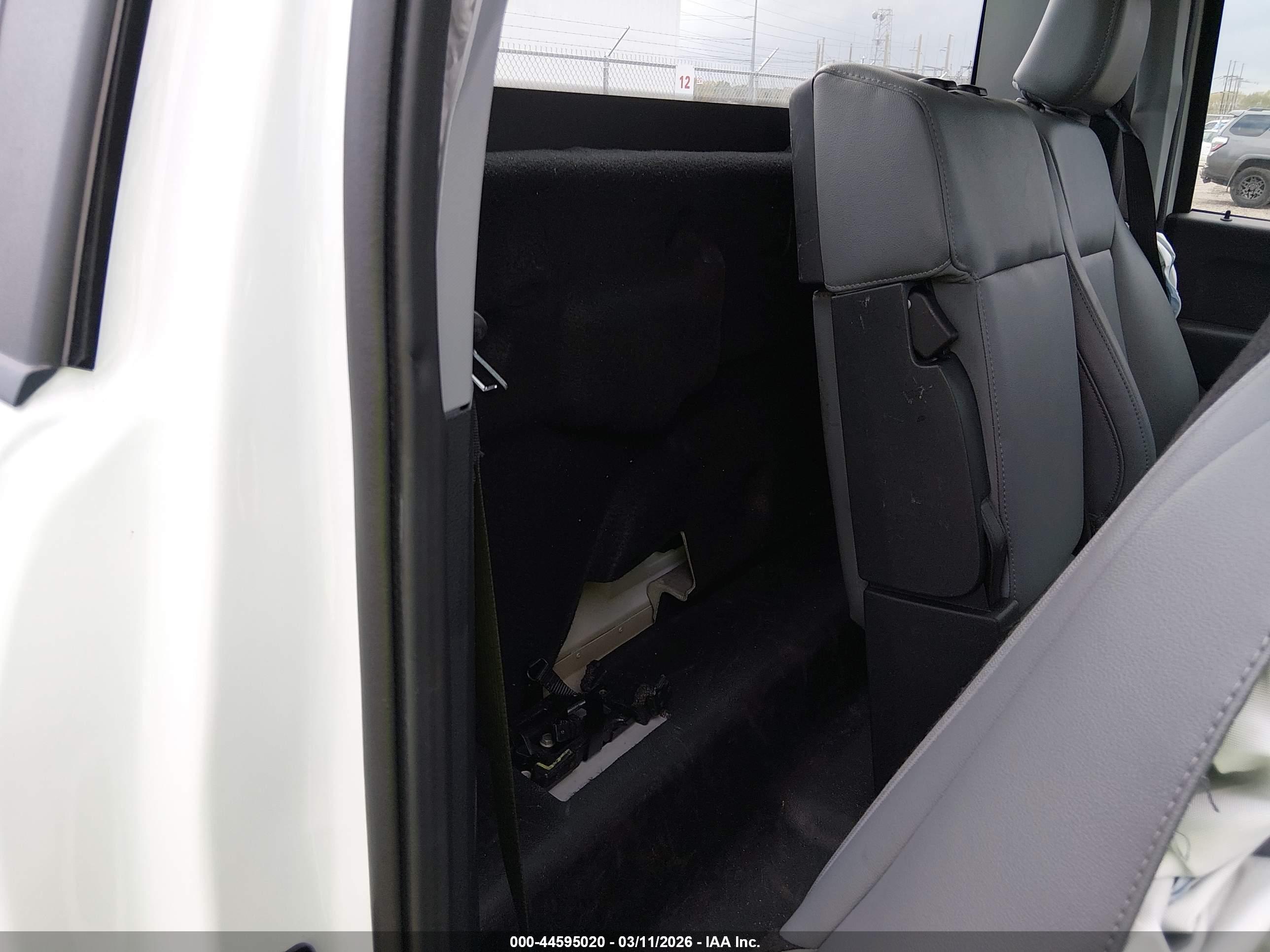 FORD F-150 image 8