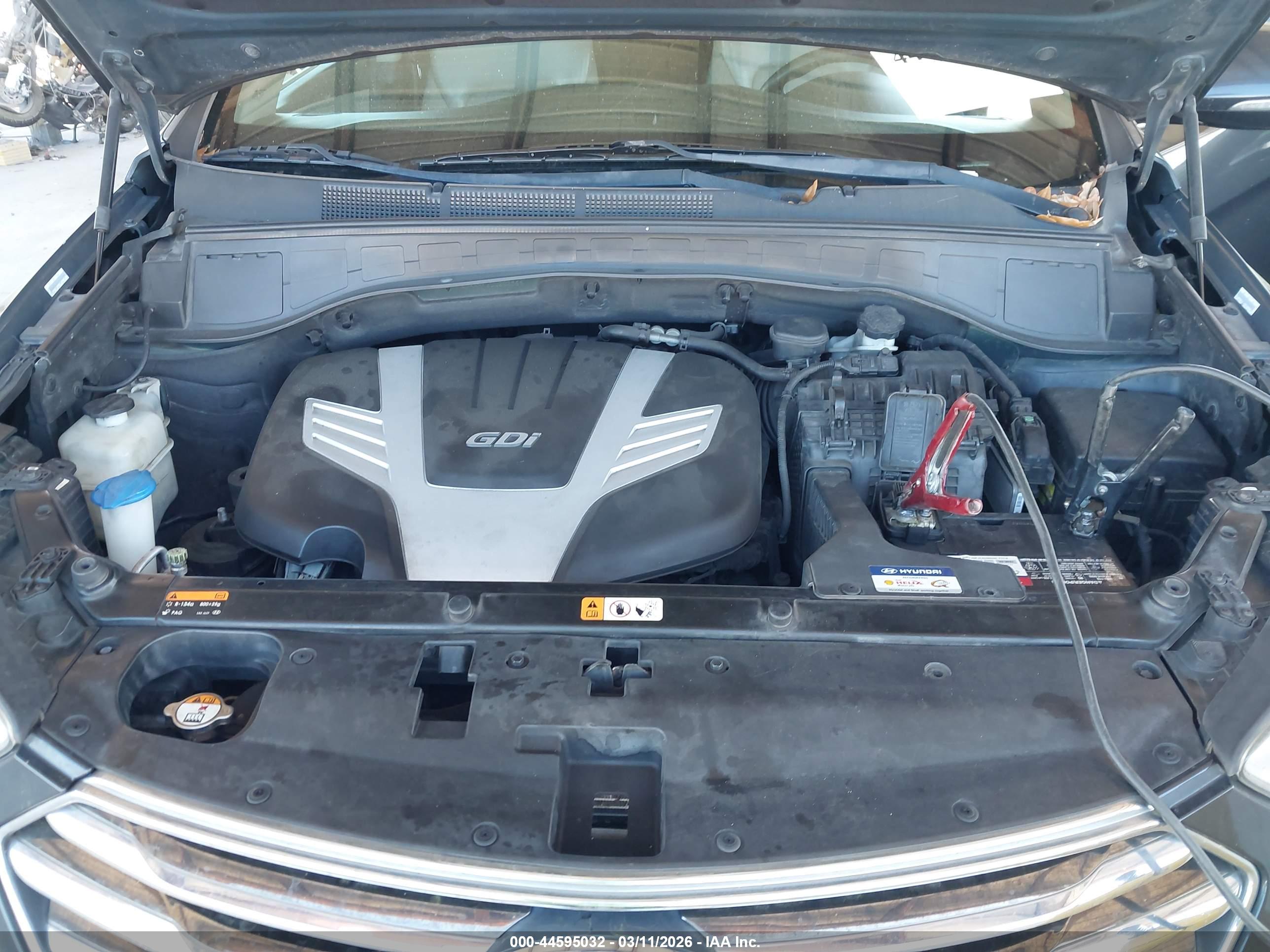 HYUNDAI SANTA image 10