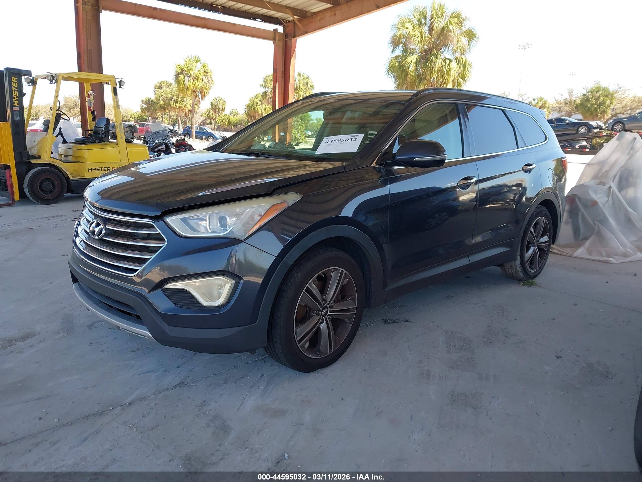 HYUNDAI SANTA image 2
