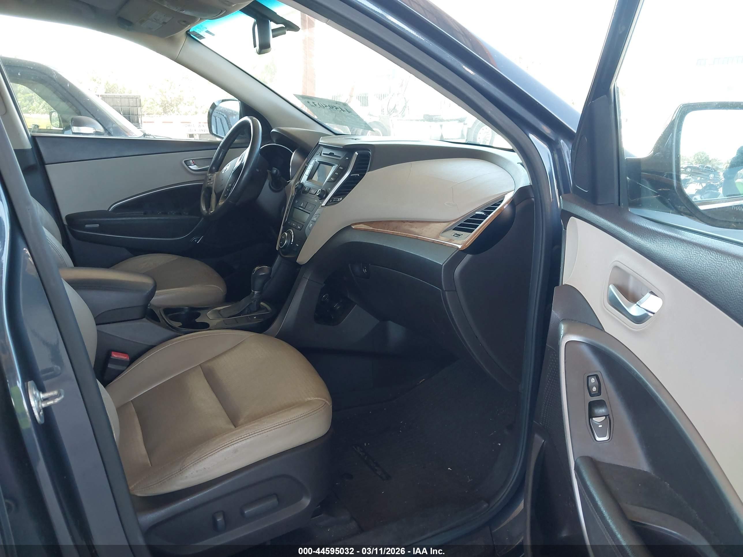 HYUNDAI SANTA image 5
