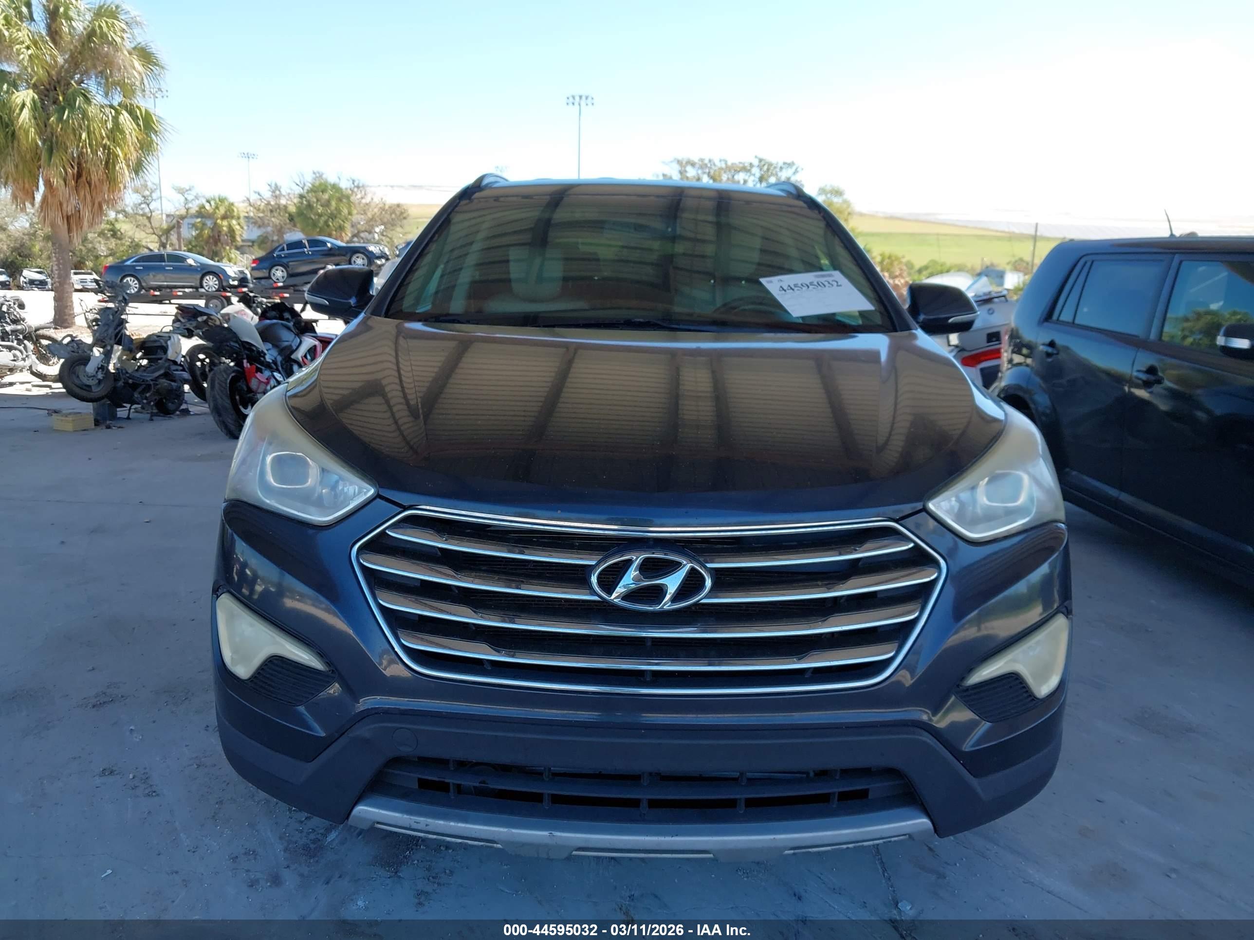HYUNDAI SANTA image 6