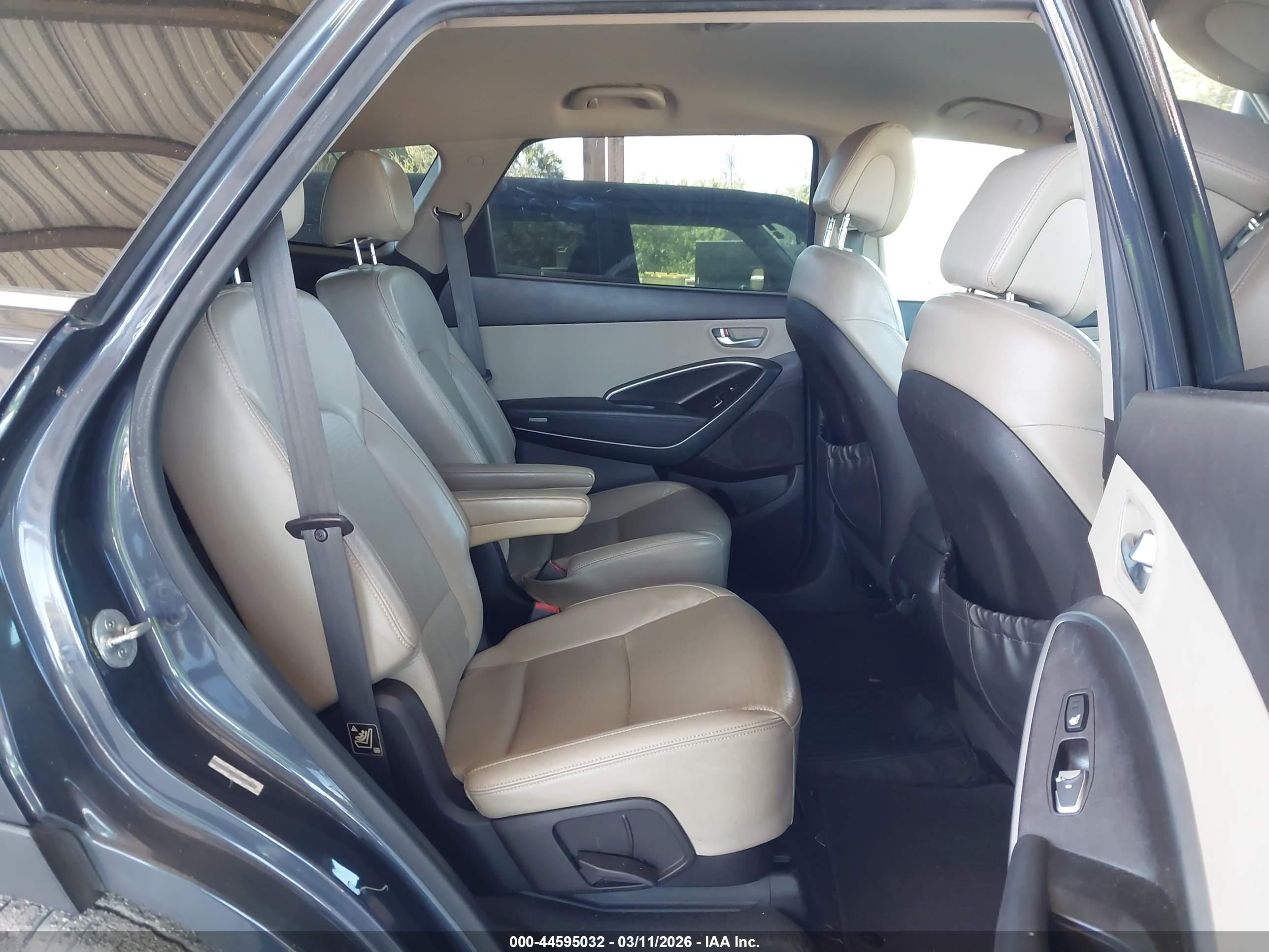 HYUNDAI SANTA image 8