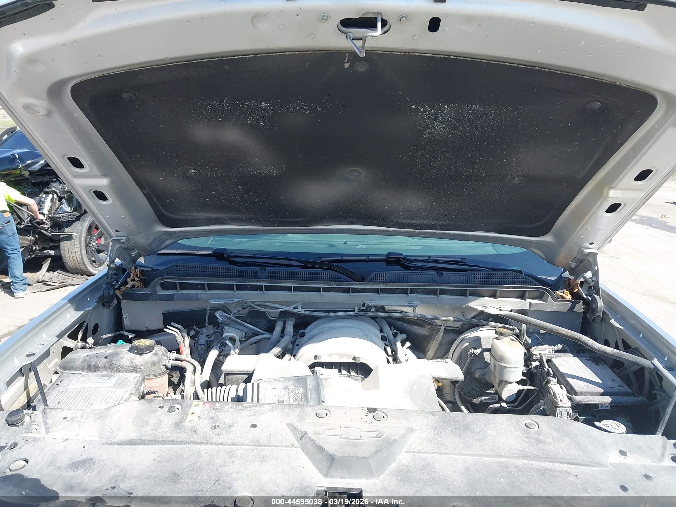 CHEVROLET SILVERADO image 10