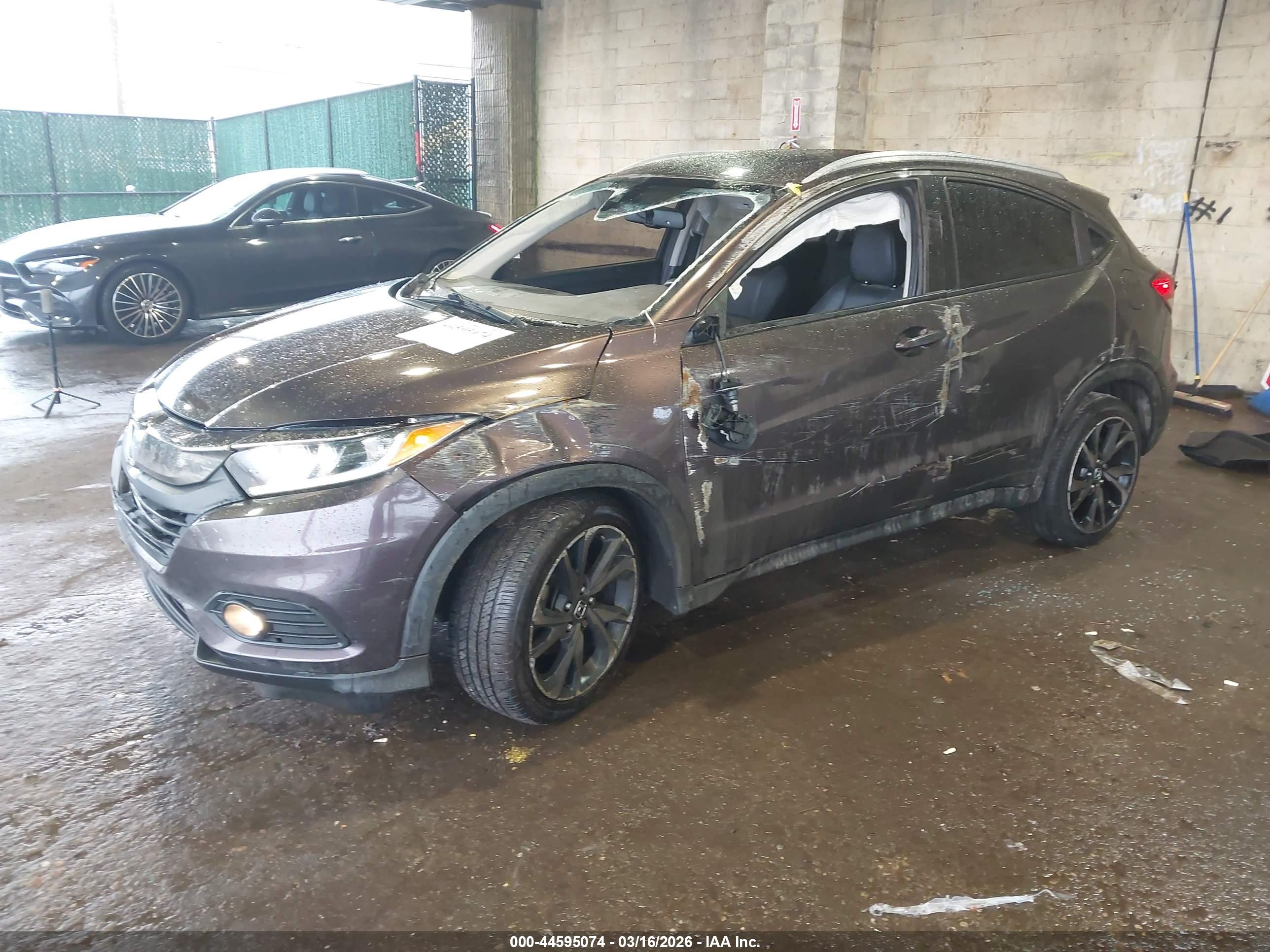 HONDA HR-V image 2
