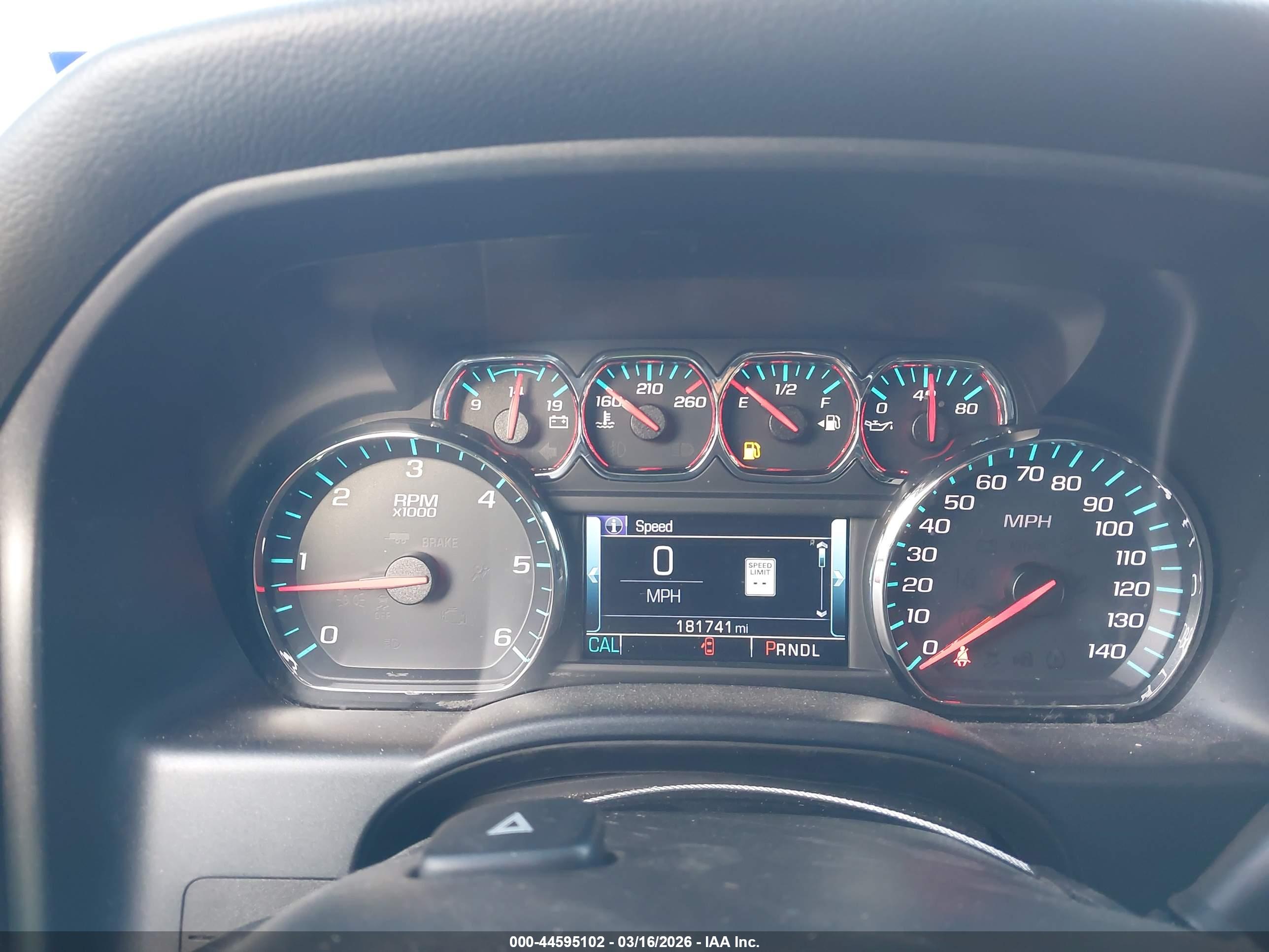 CHEVROLET SILVERADO image 7