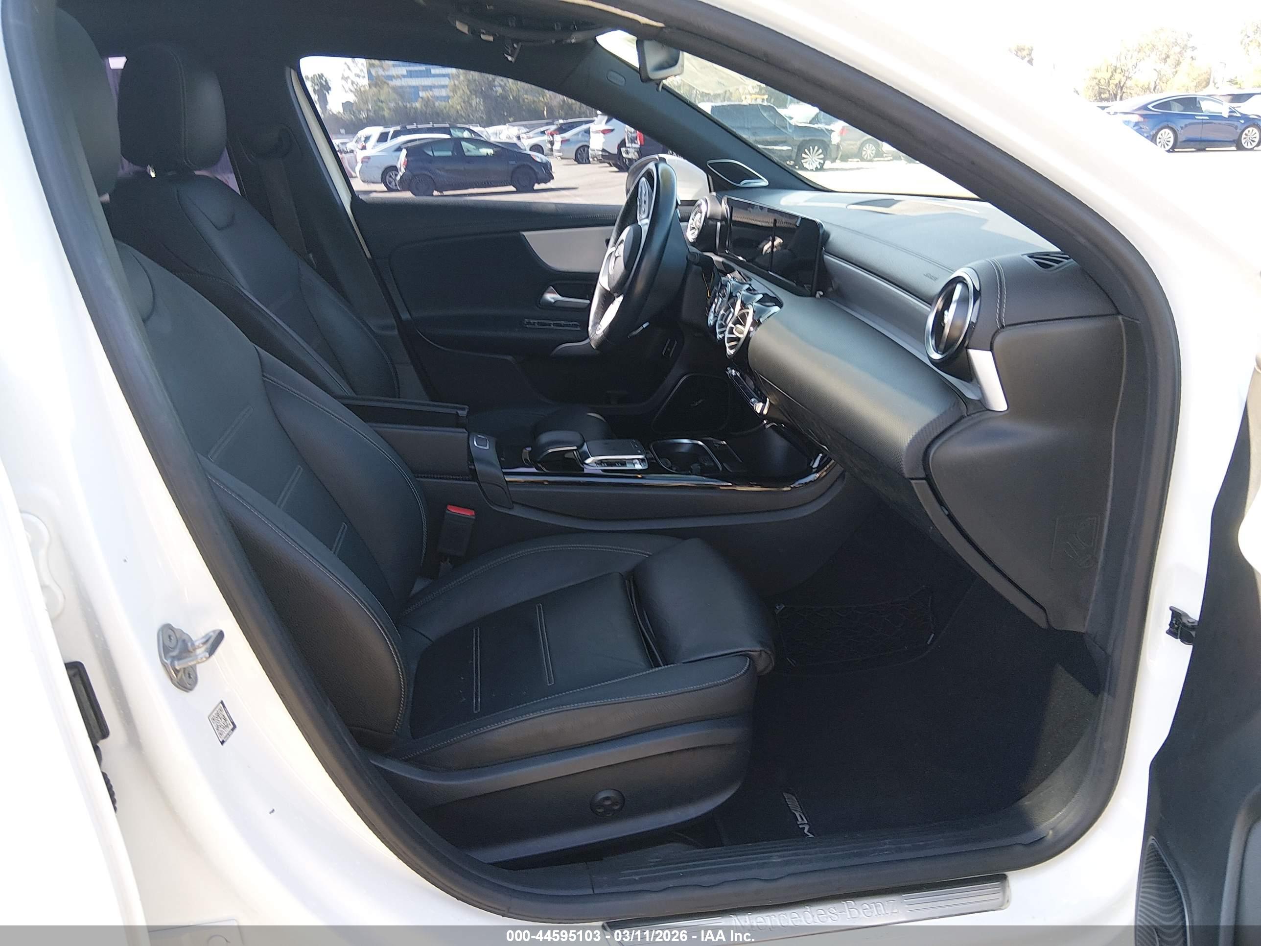 MERCEDES-BENZ A image 5