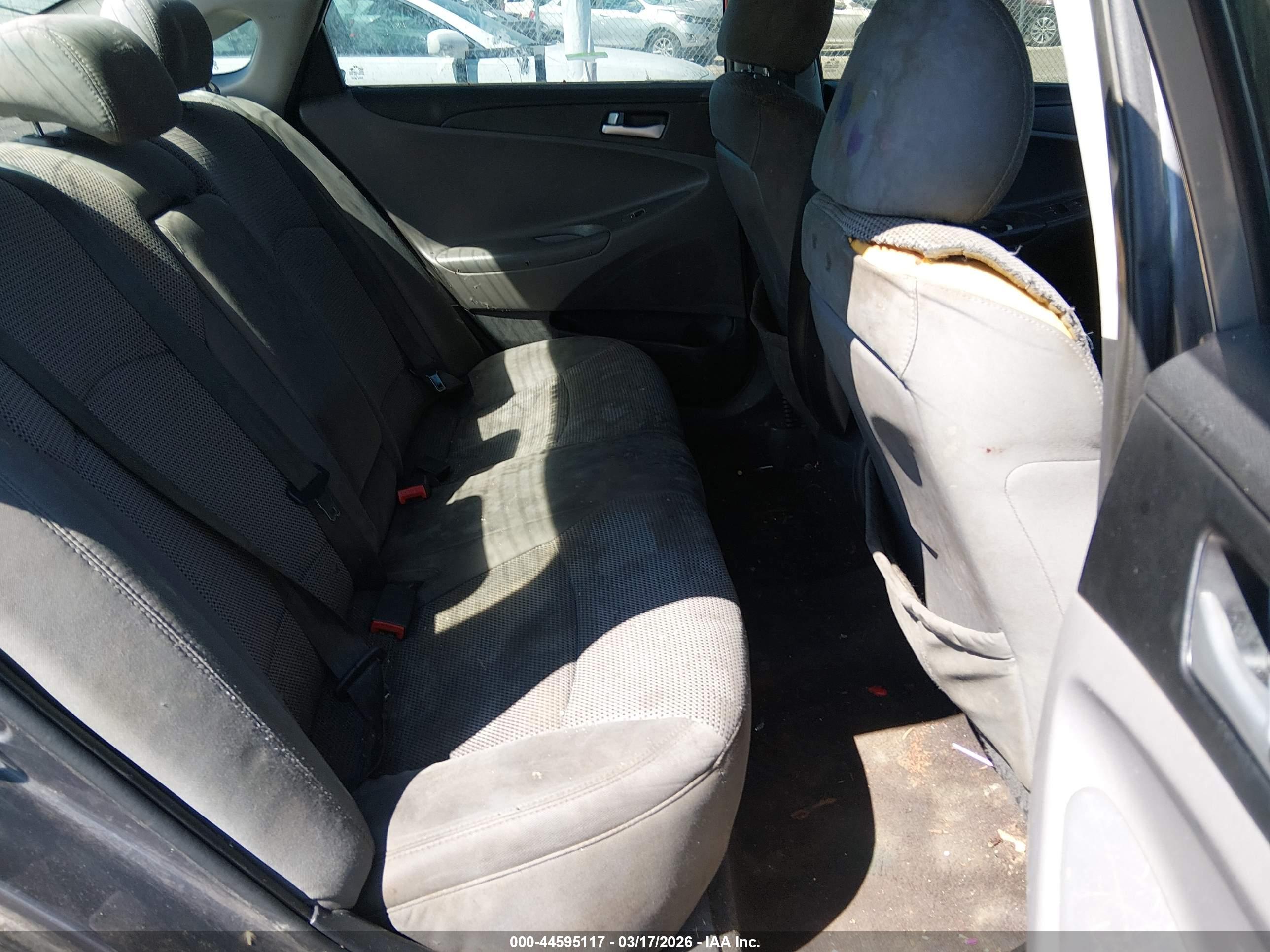HYUNDAI SONATA image 8