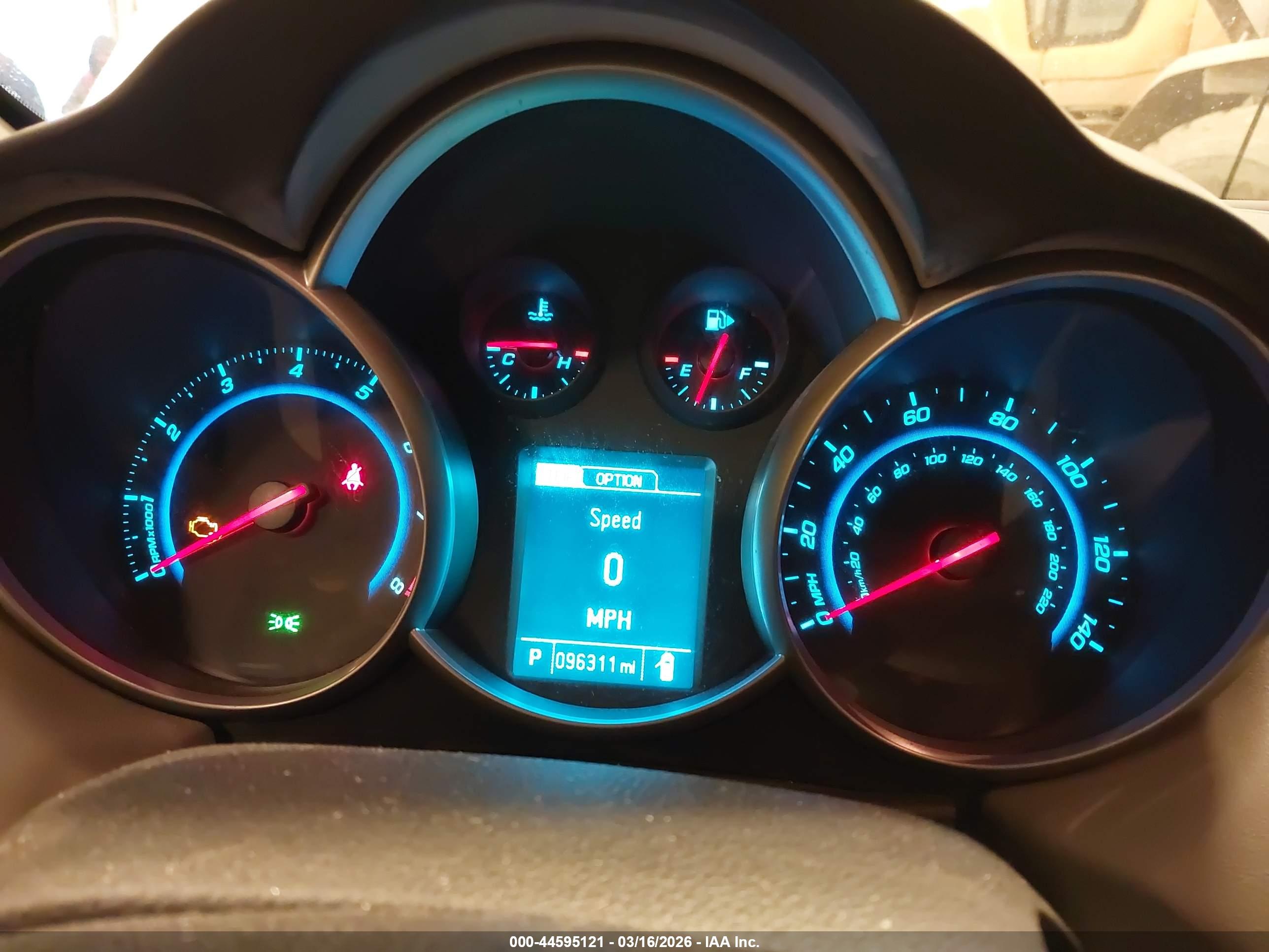 CHEVROLET CRUZE image 7