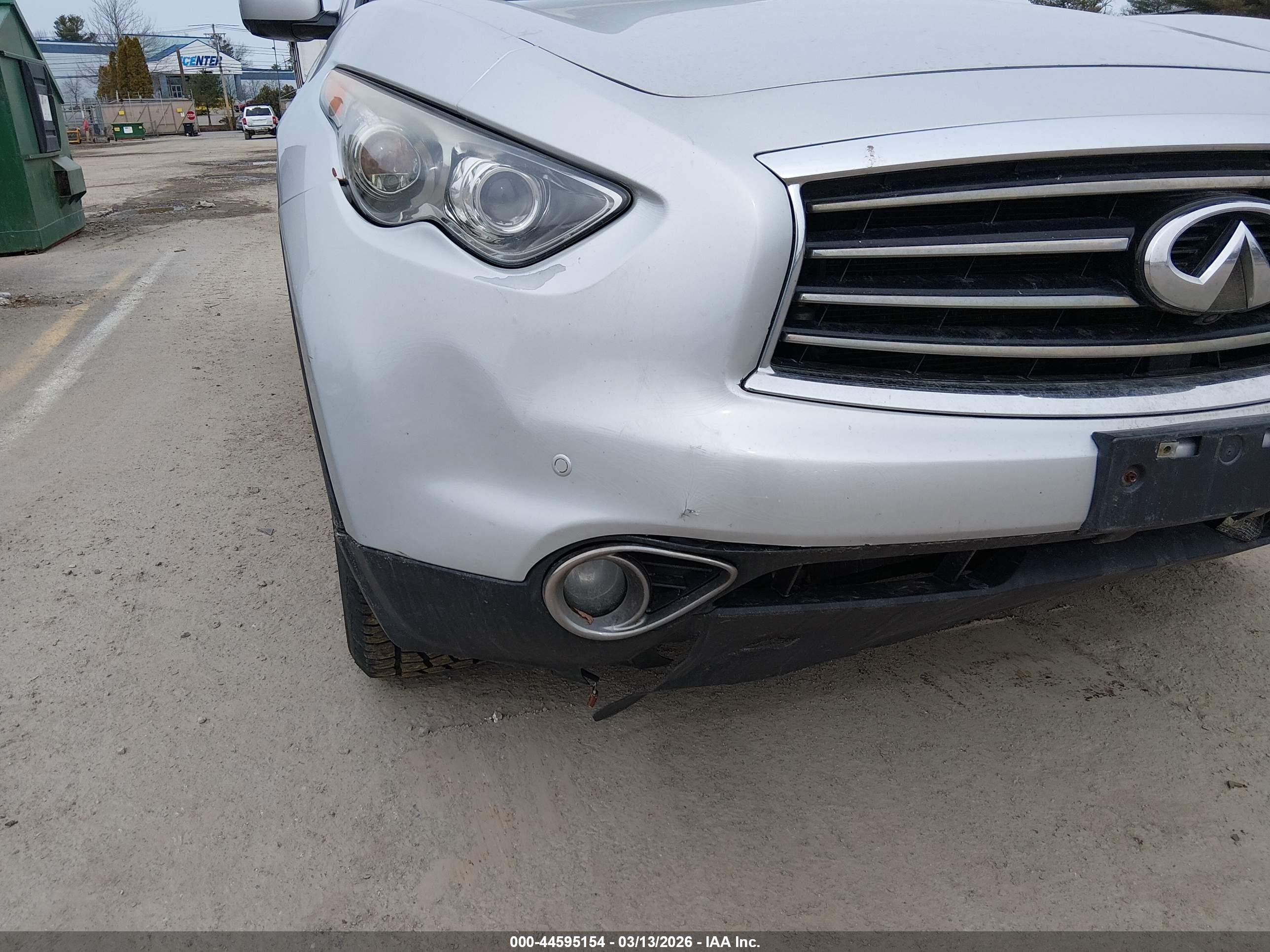 INFINITI FX37 image 6