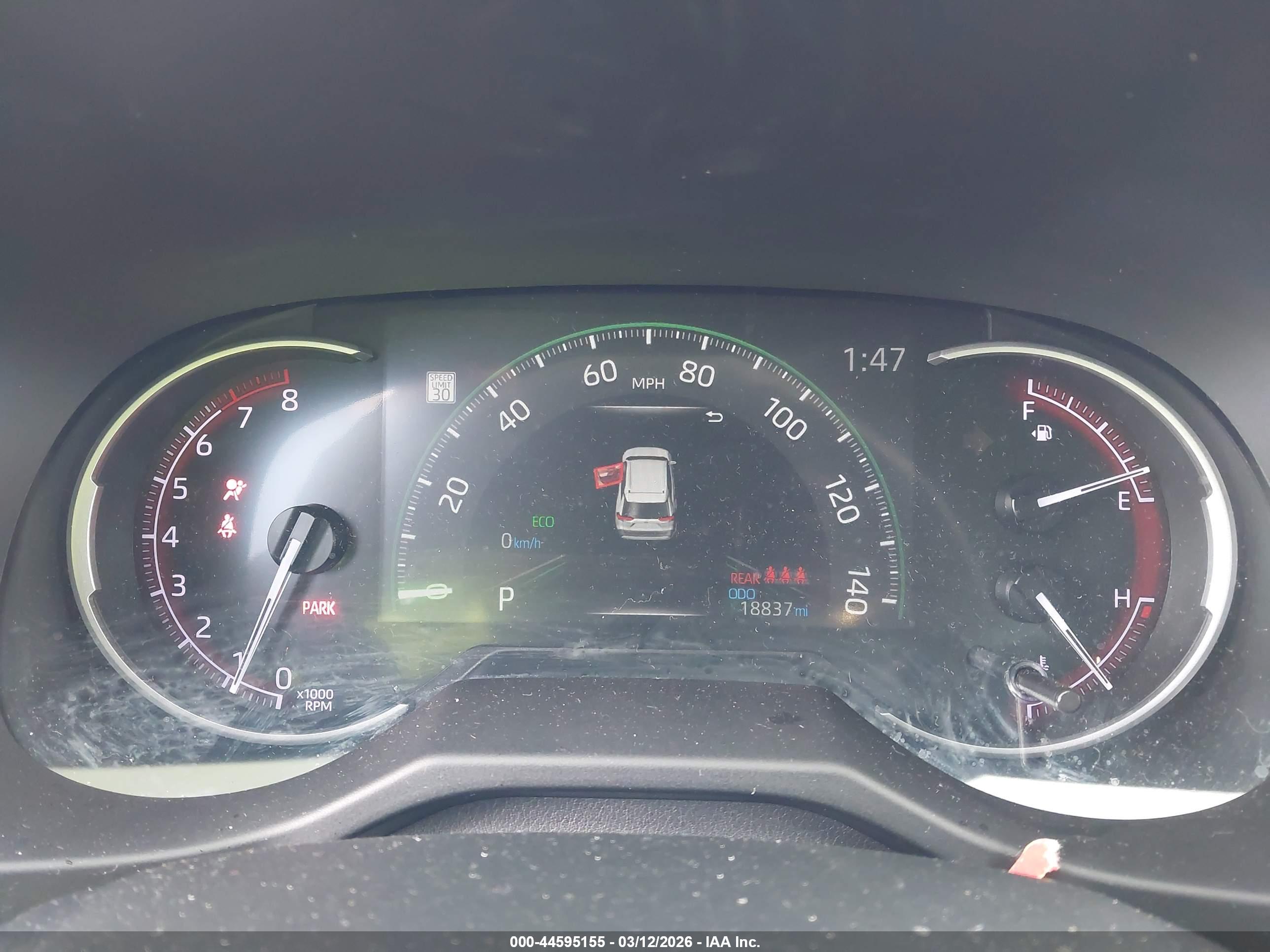 TOYOTA RAV4 image 7