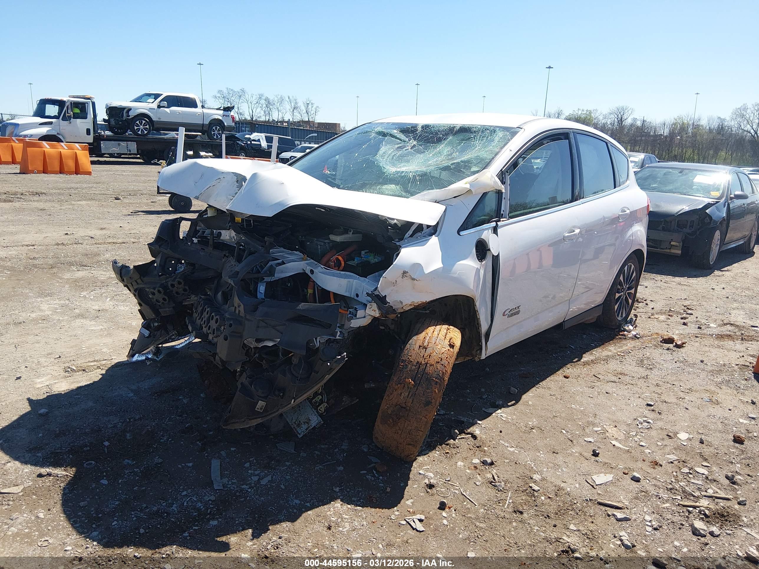 FORD C-MAX image 2