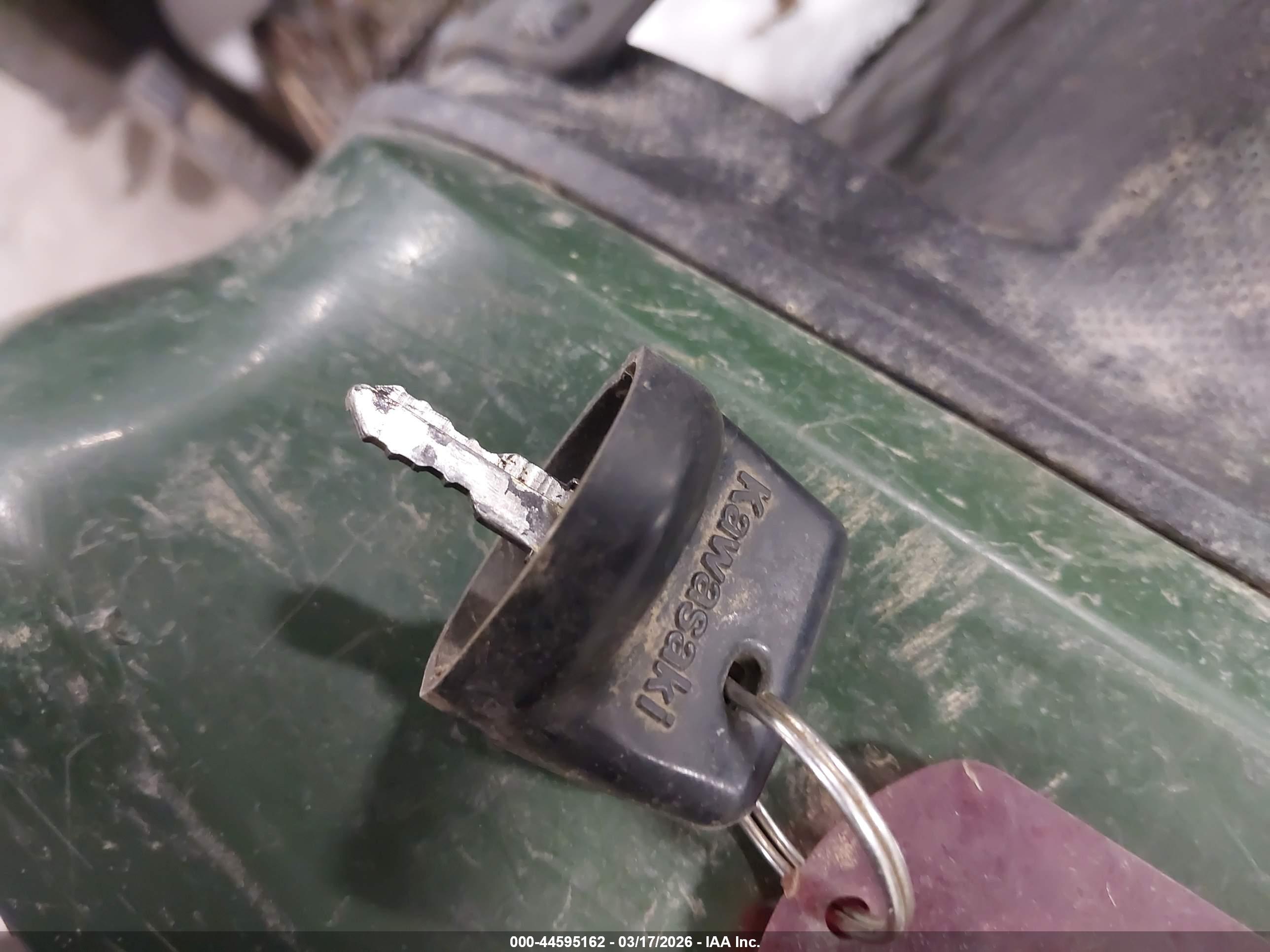 KAWASAKI KVF750 image 11