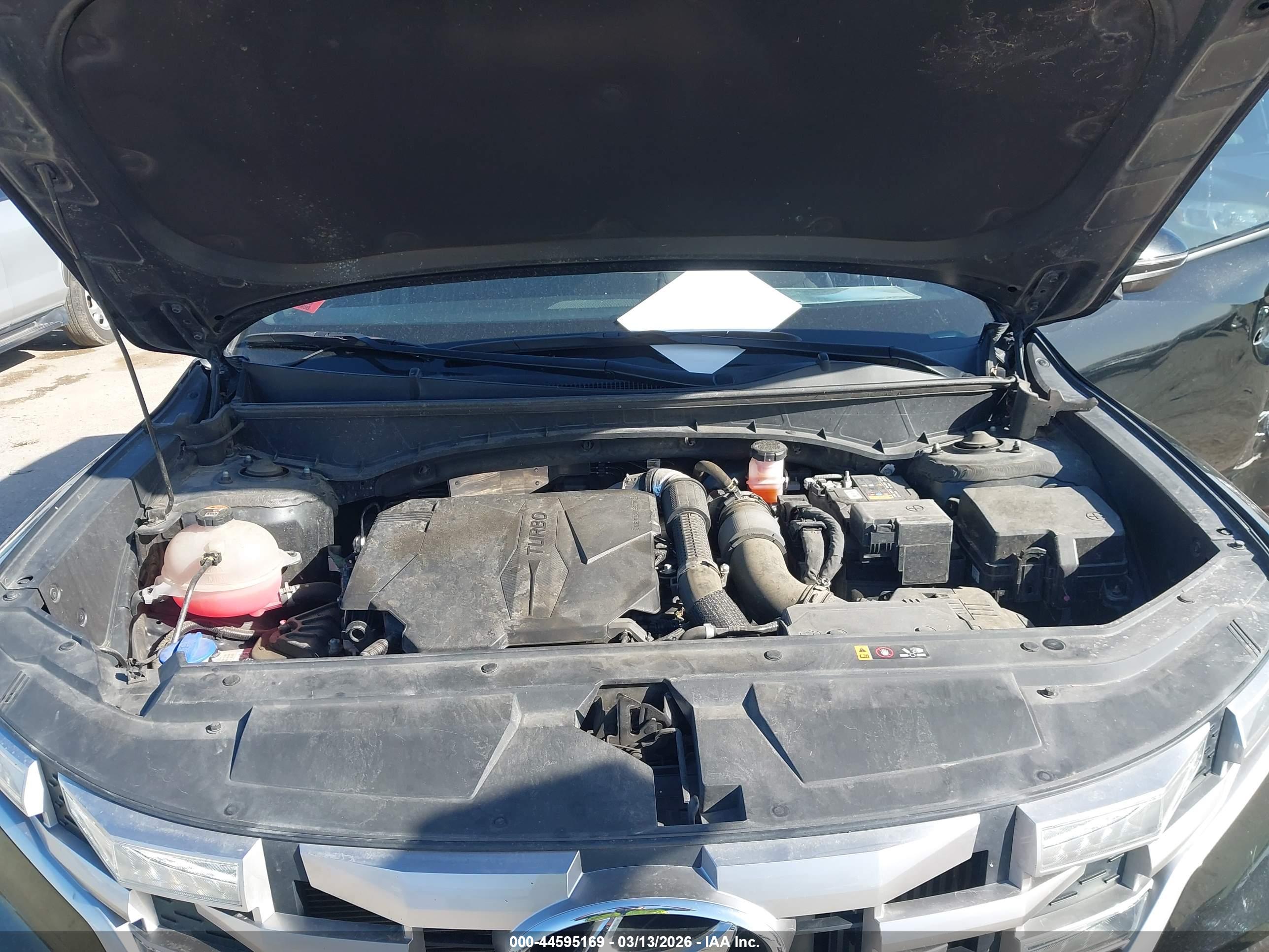 HYUNDAI SANTA image 10