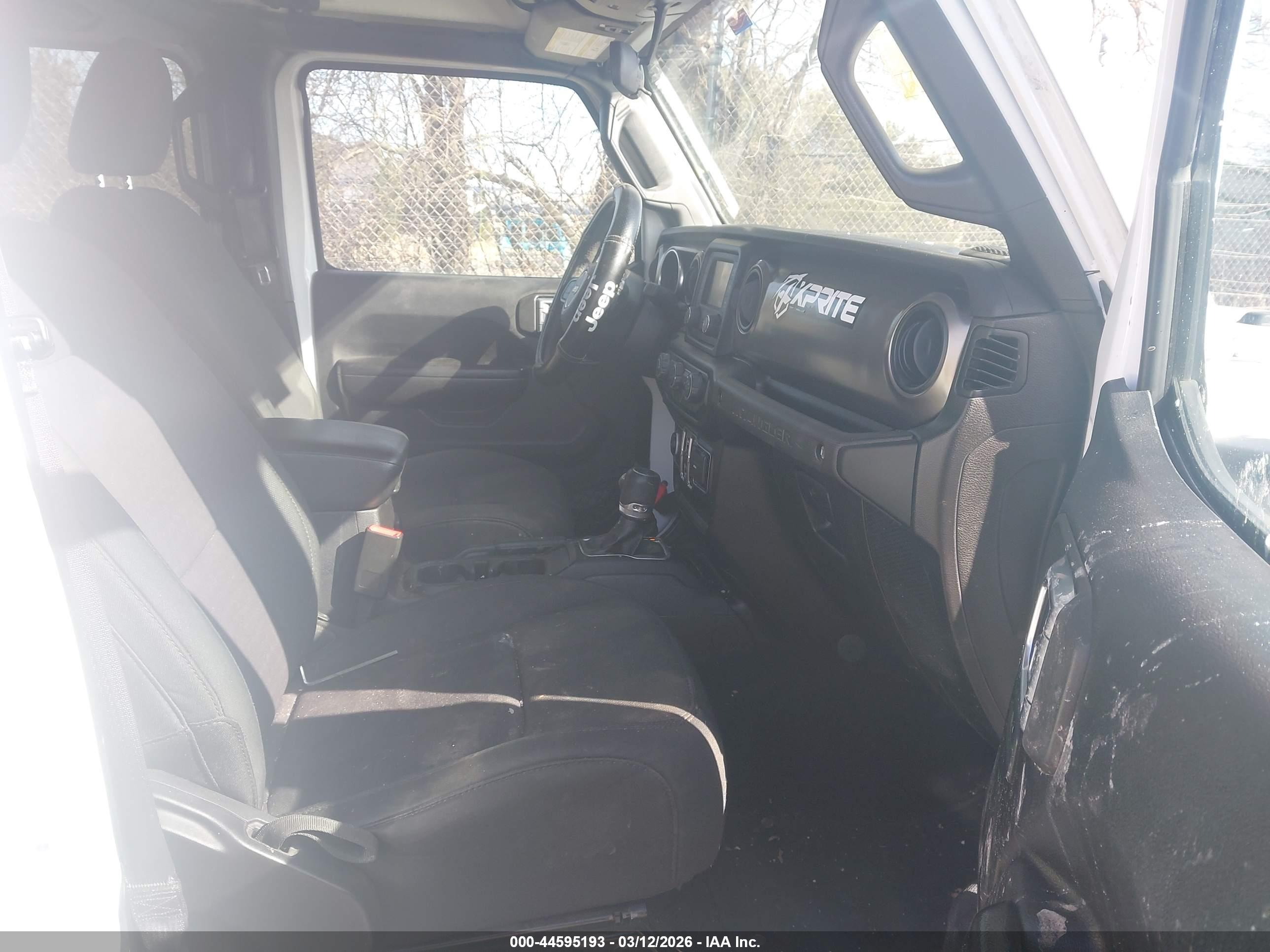 JEEP WRANGLER image 5