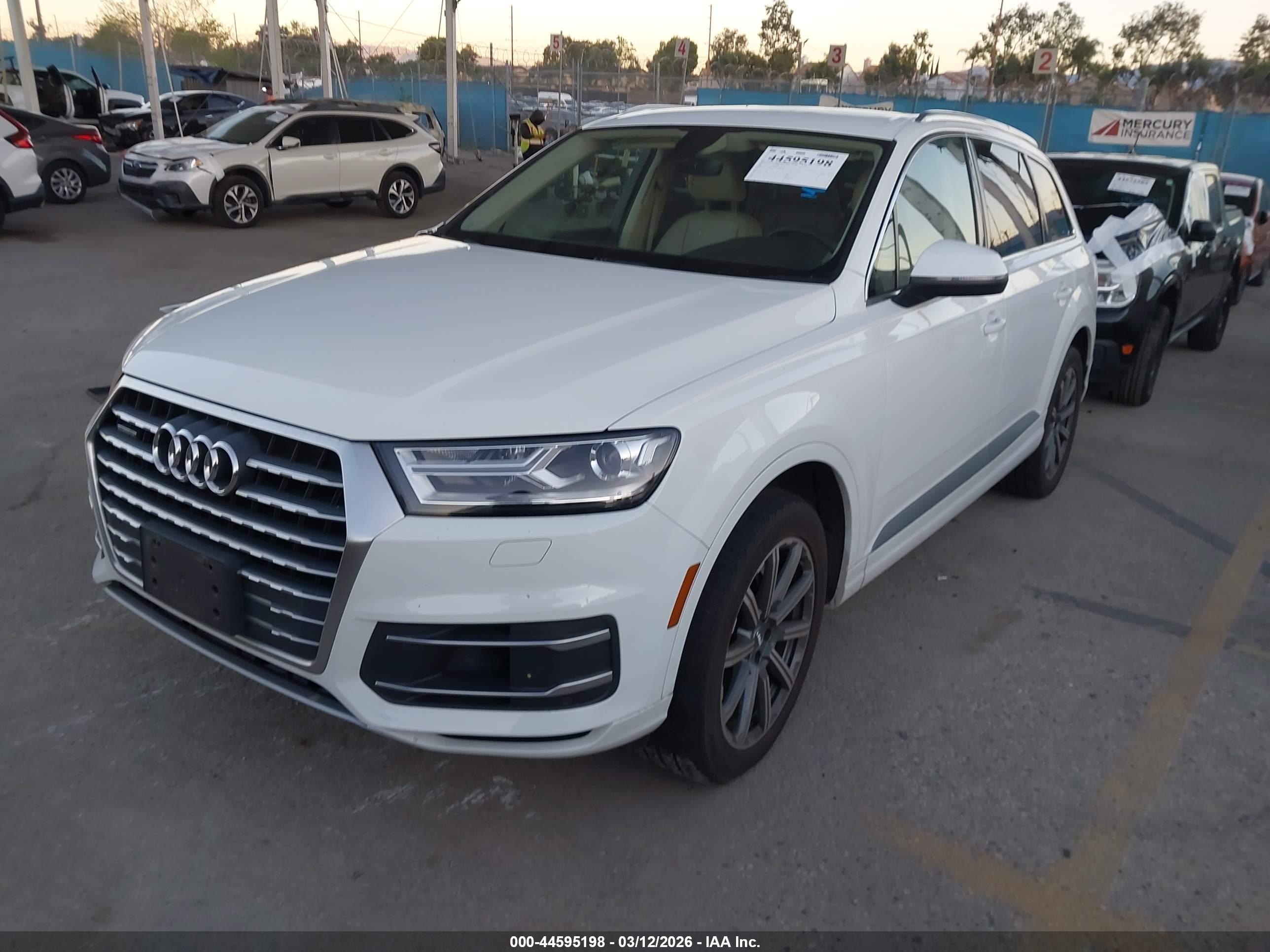 AUDI Q7 image 2