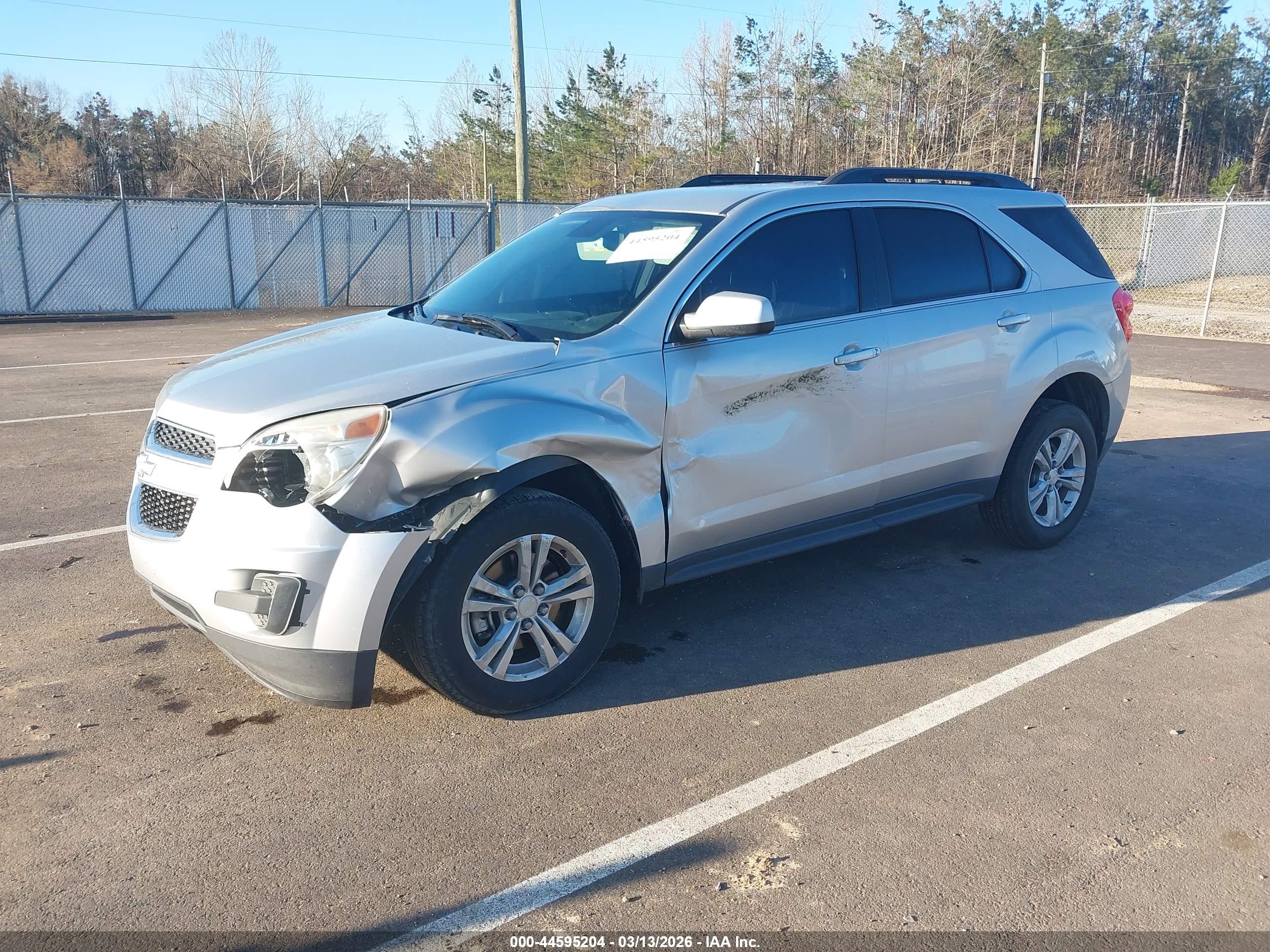 CHEVROLET EQUINOX image 2