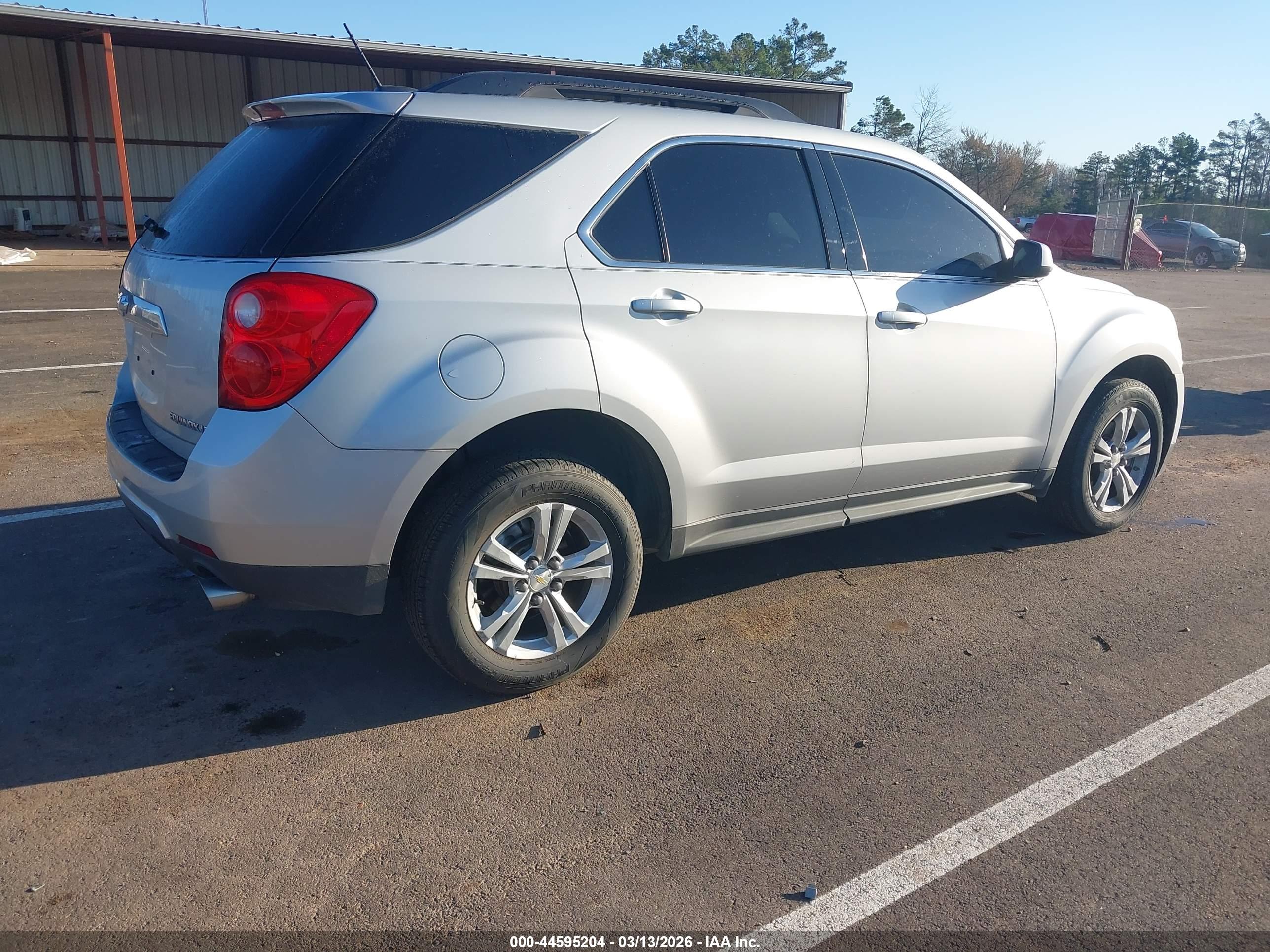 CHEVROLET EQUINOX image 4