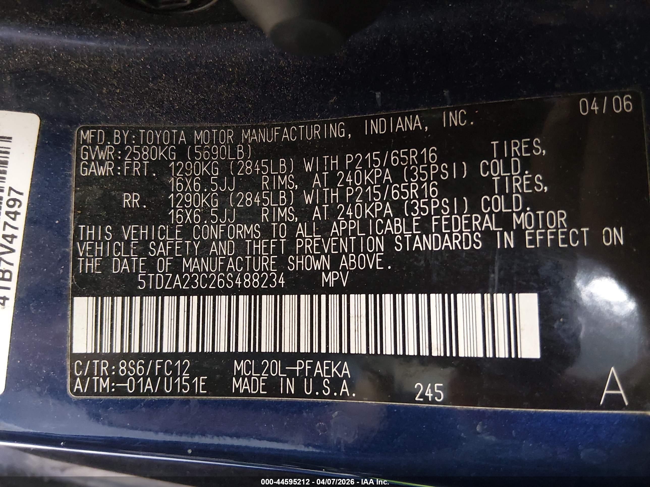 TOYOTA SIENNA image 9