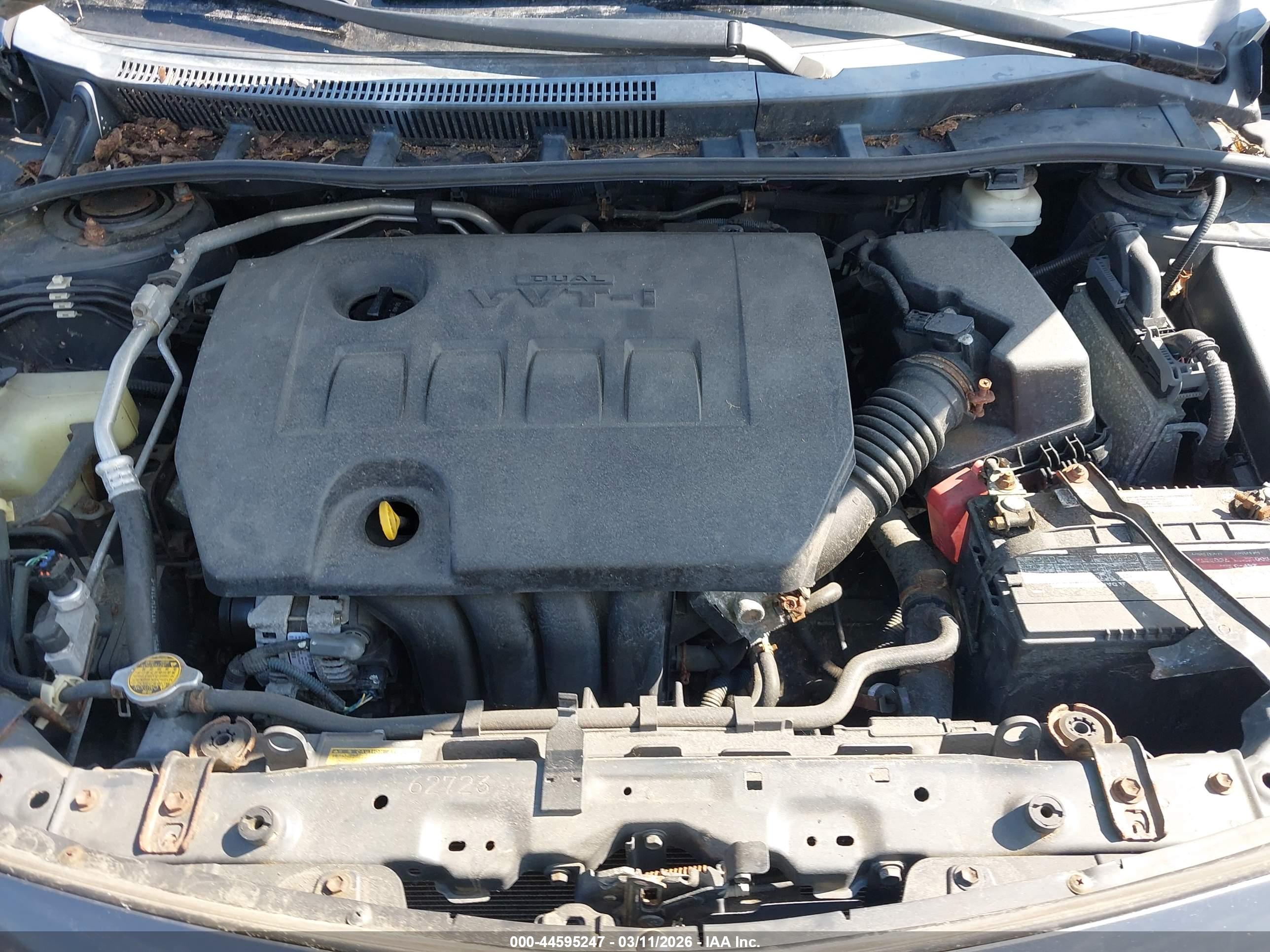 TOYOTA COROLLA image 10