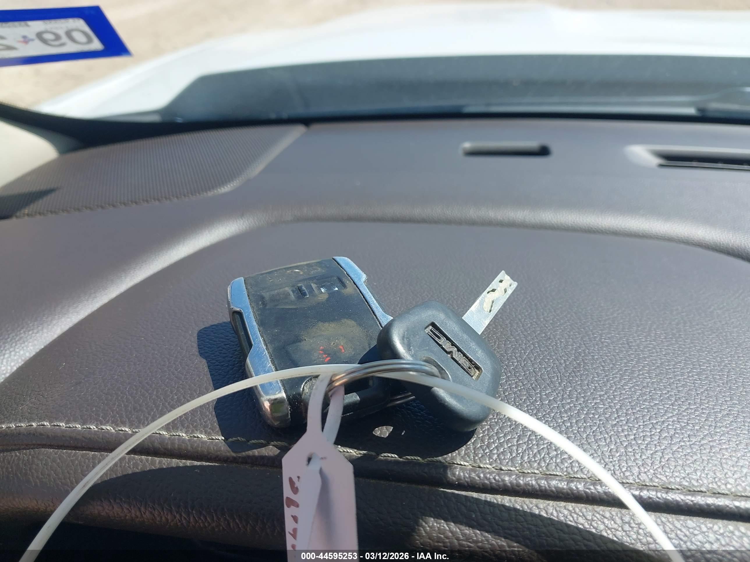 GMC SIERRA image 11