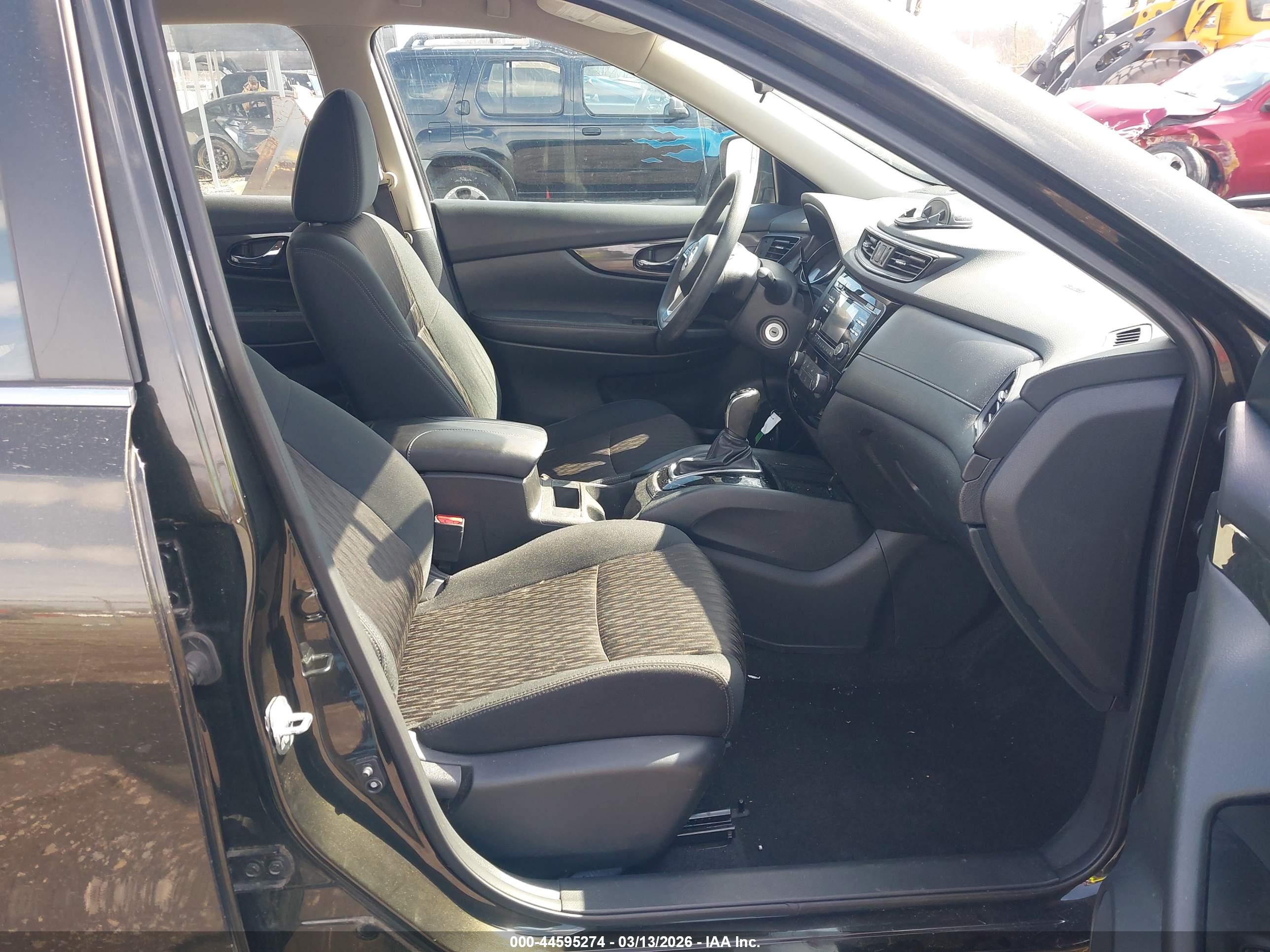 NISSAN ROGUE image 5