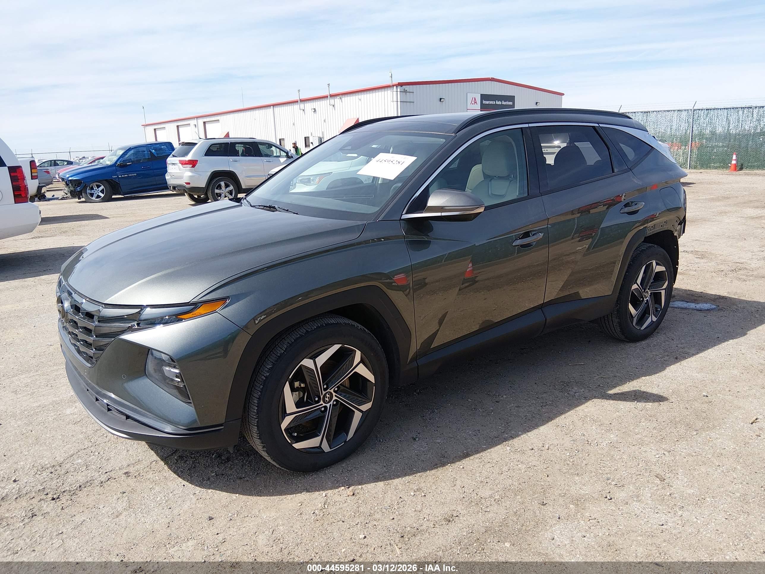HYUNDAI TUCSON image 2