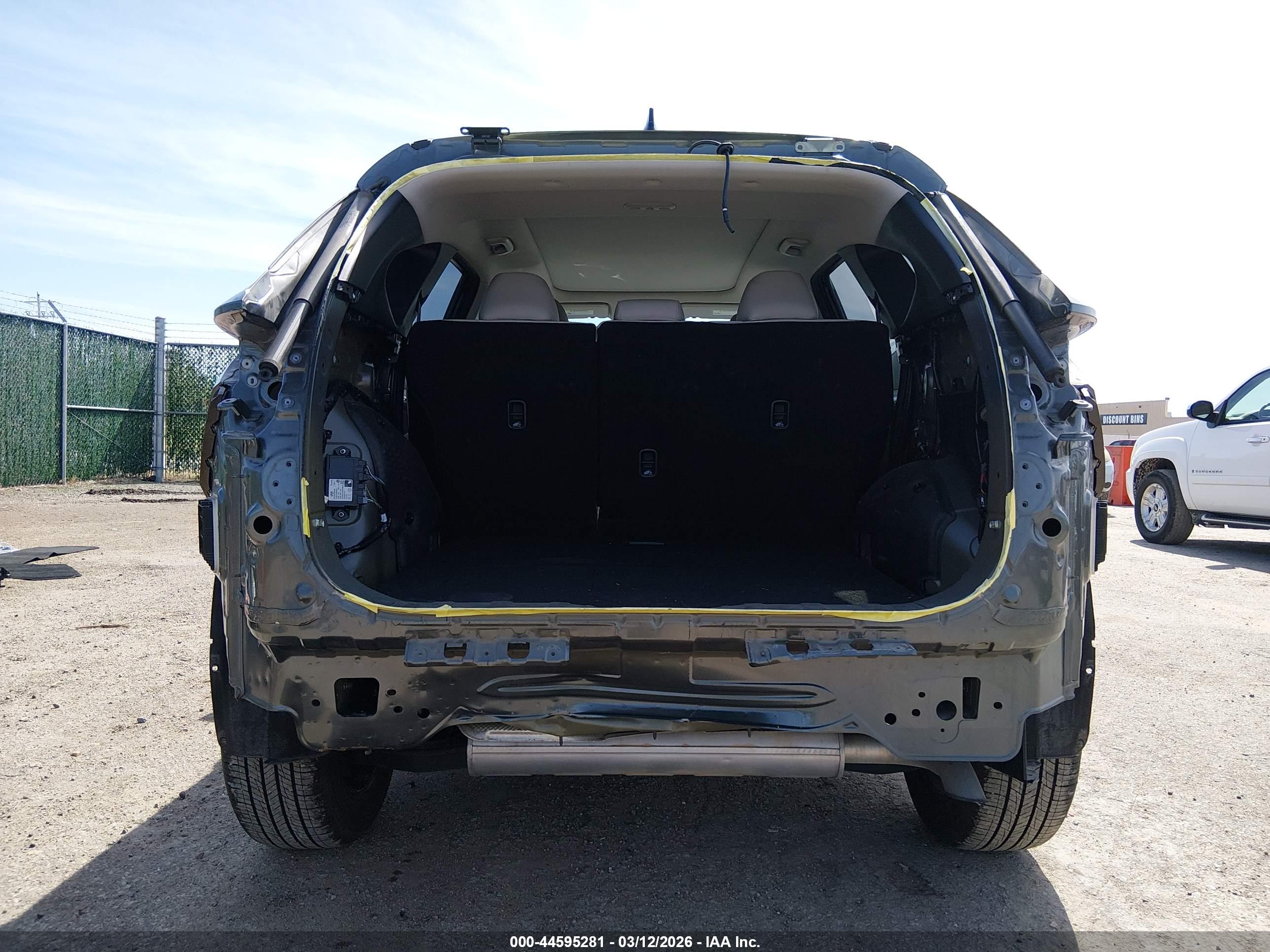 HYUNDAI TUCSON image 6