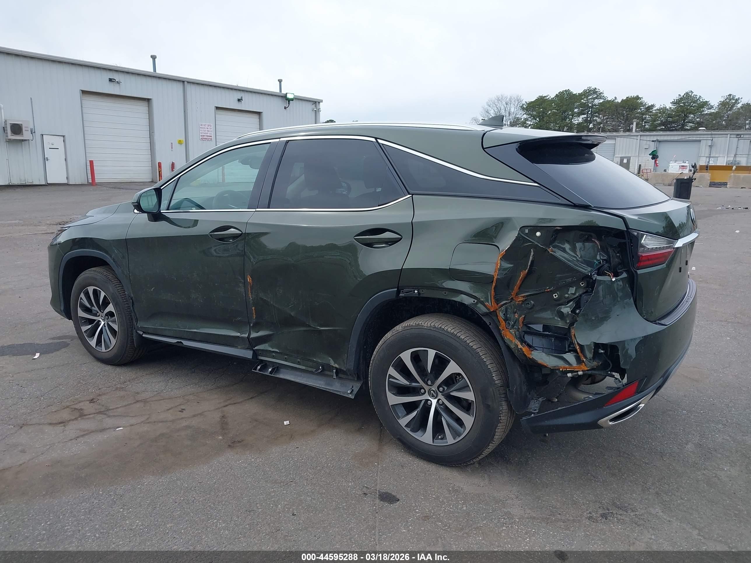 LEXUS RX image 6