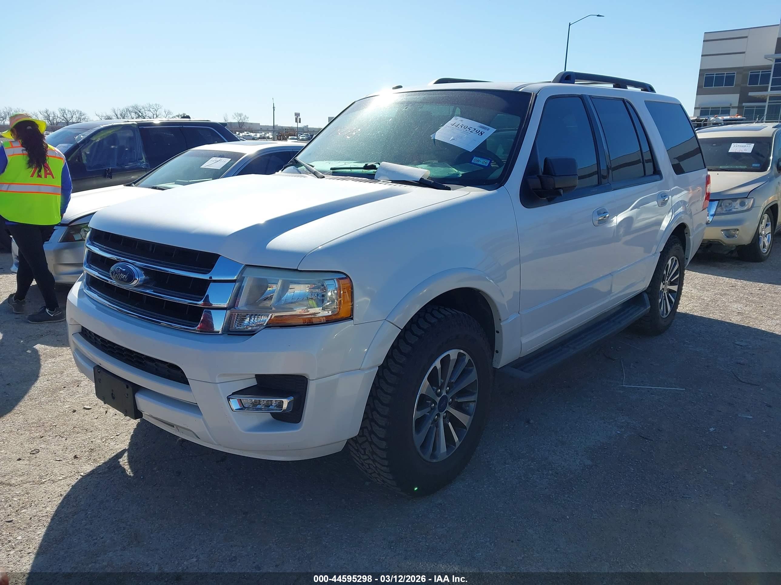 FORD EXPEDITION image 2