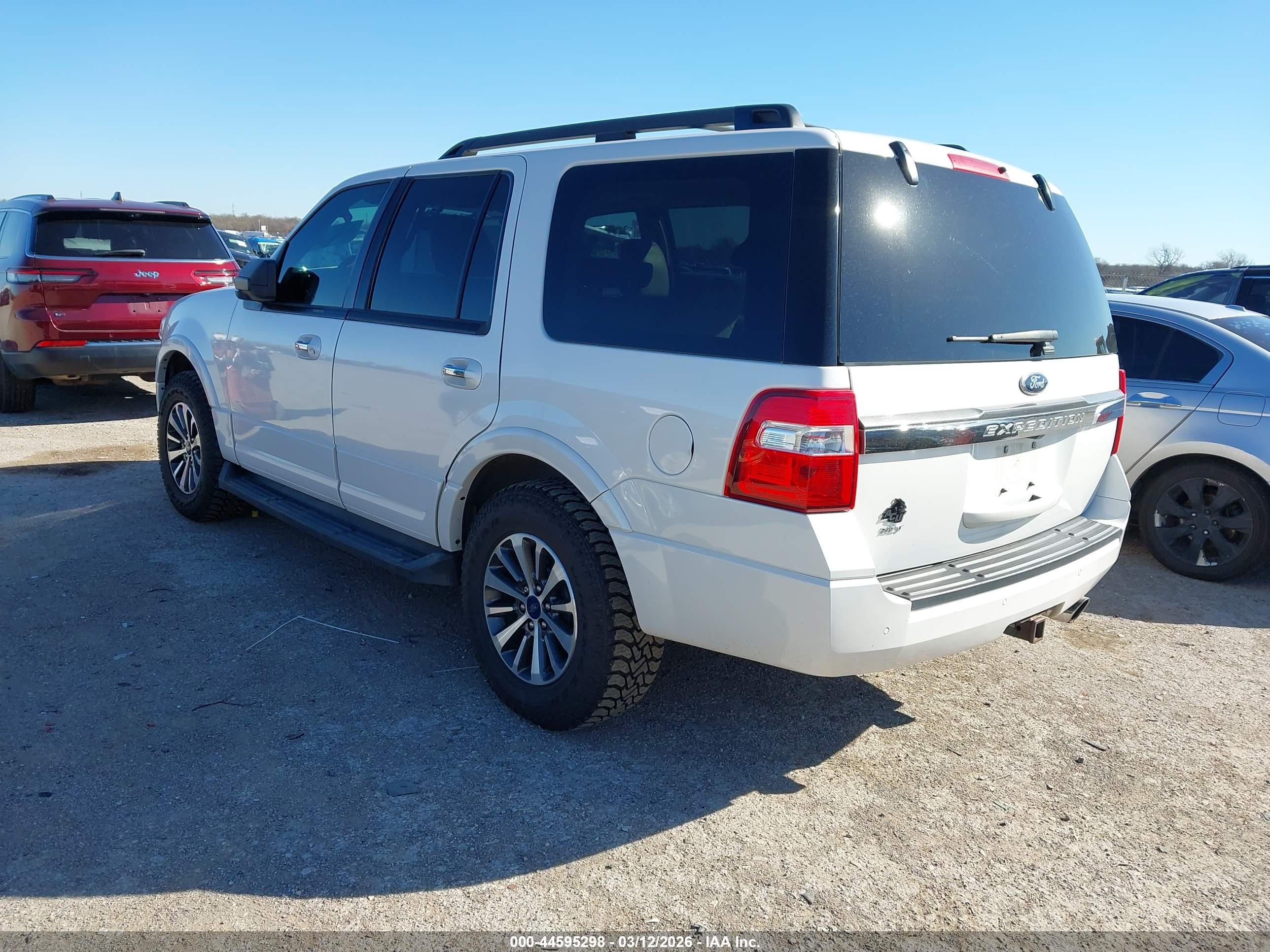 FORD EXPEDITION image 3