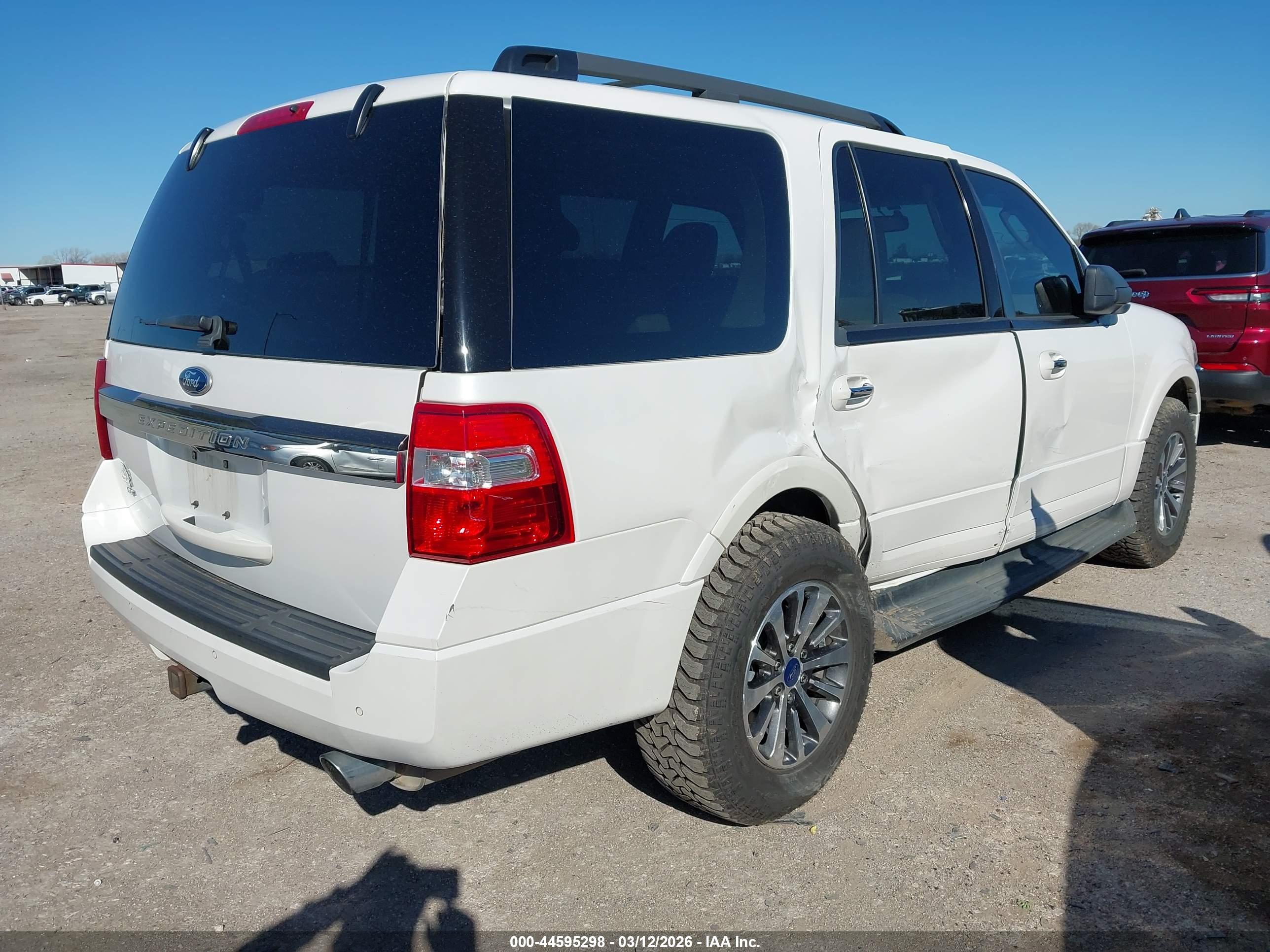 FORD EXPEDITION image 4