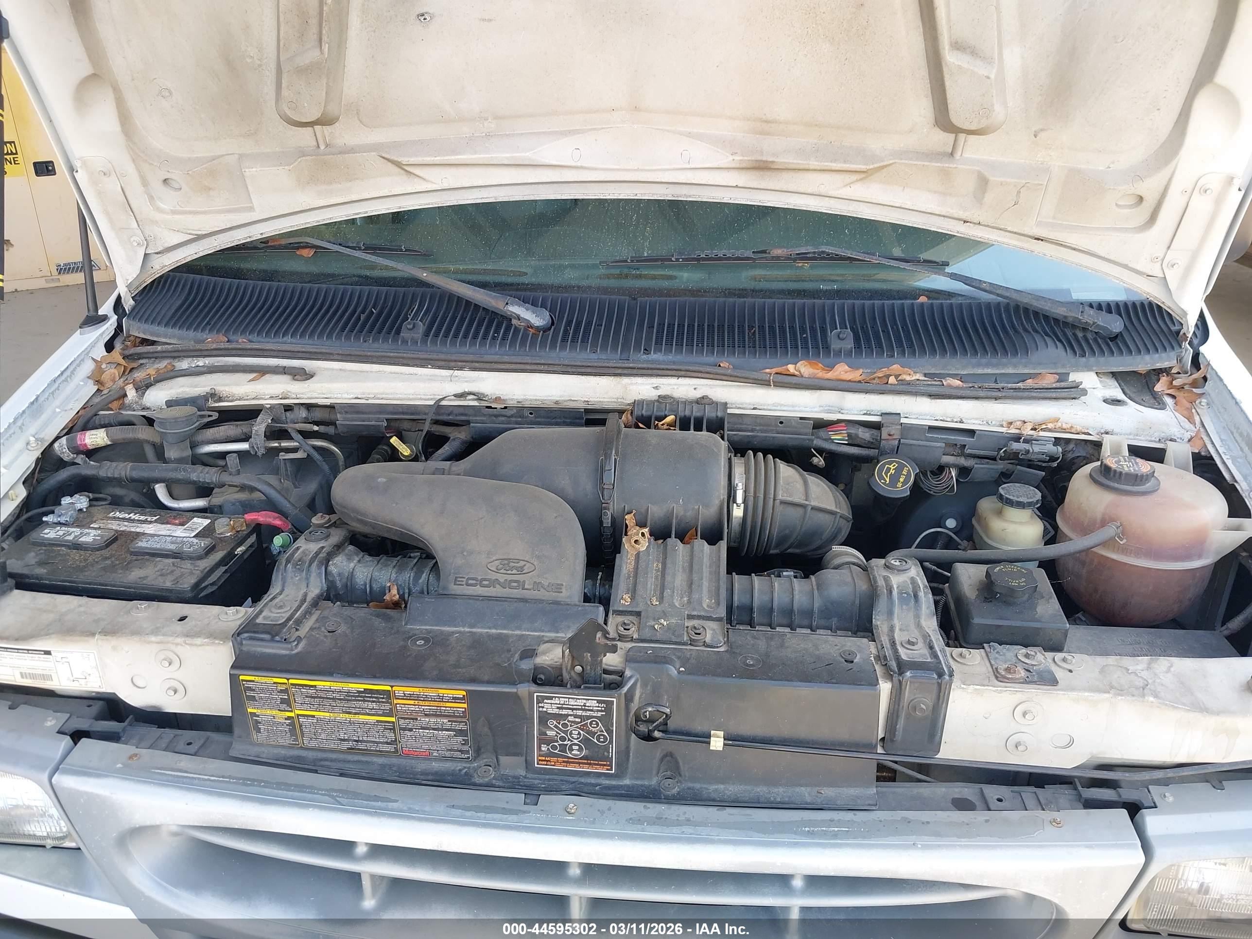 FORD E-150 image 10