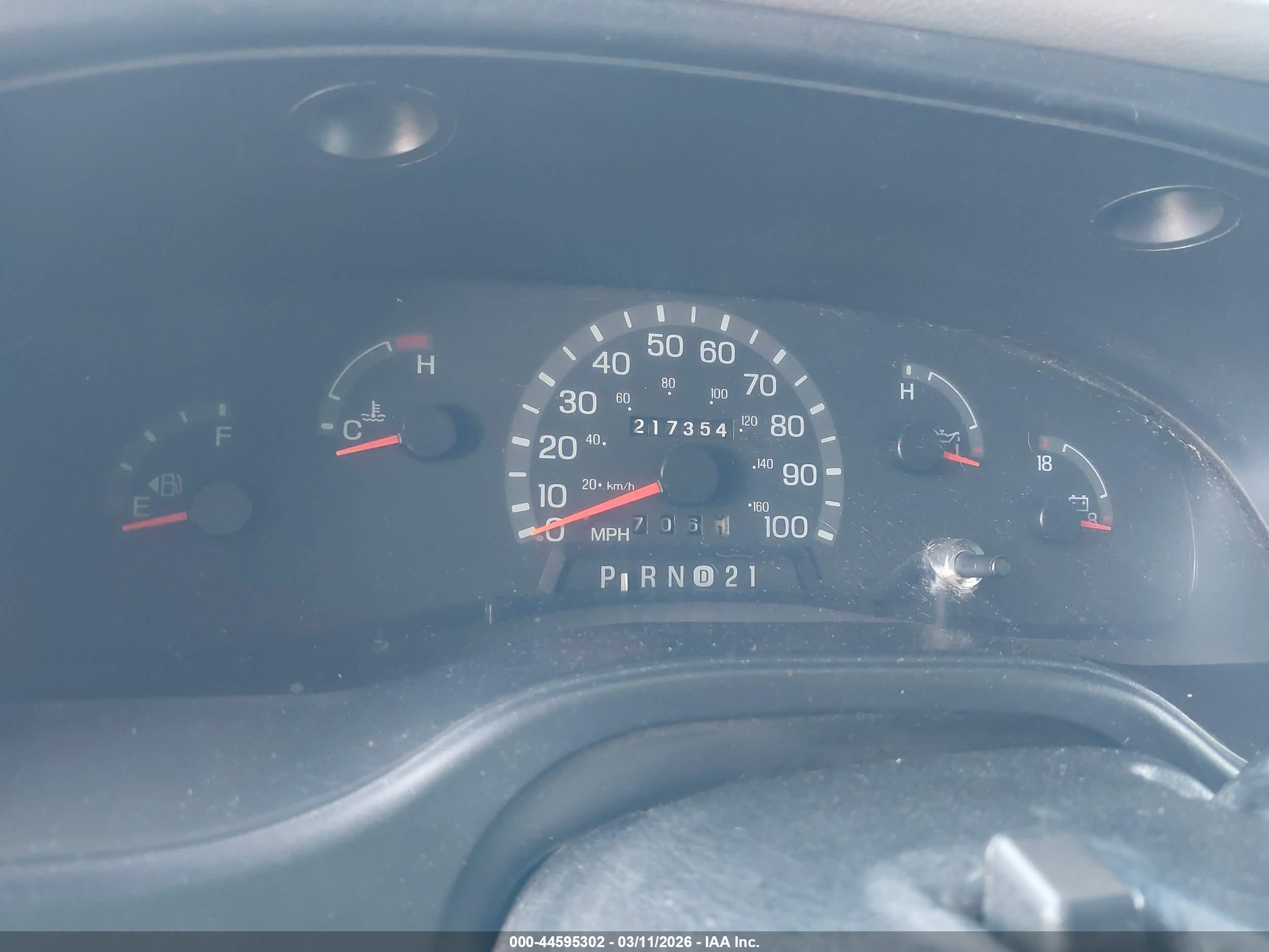 FORD E-150 image 7
