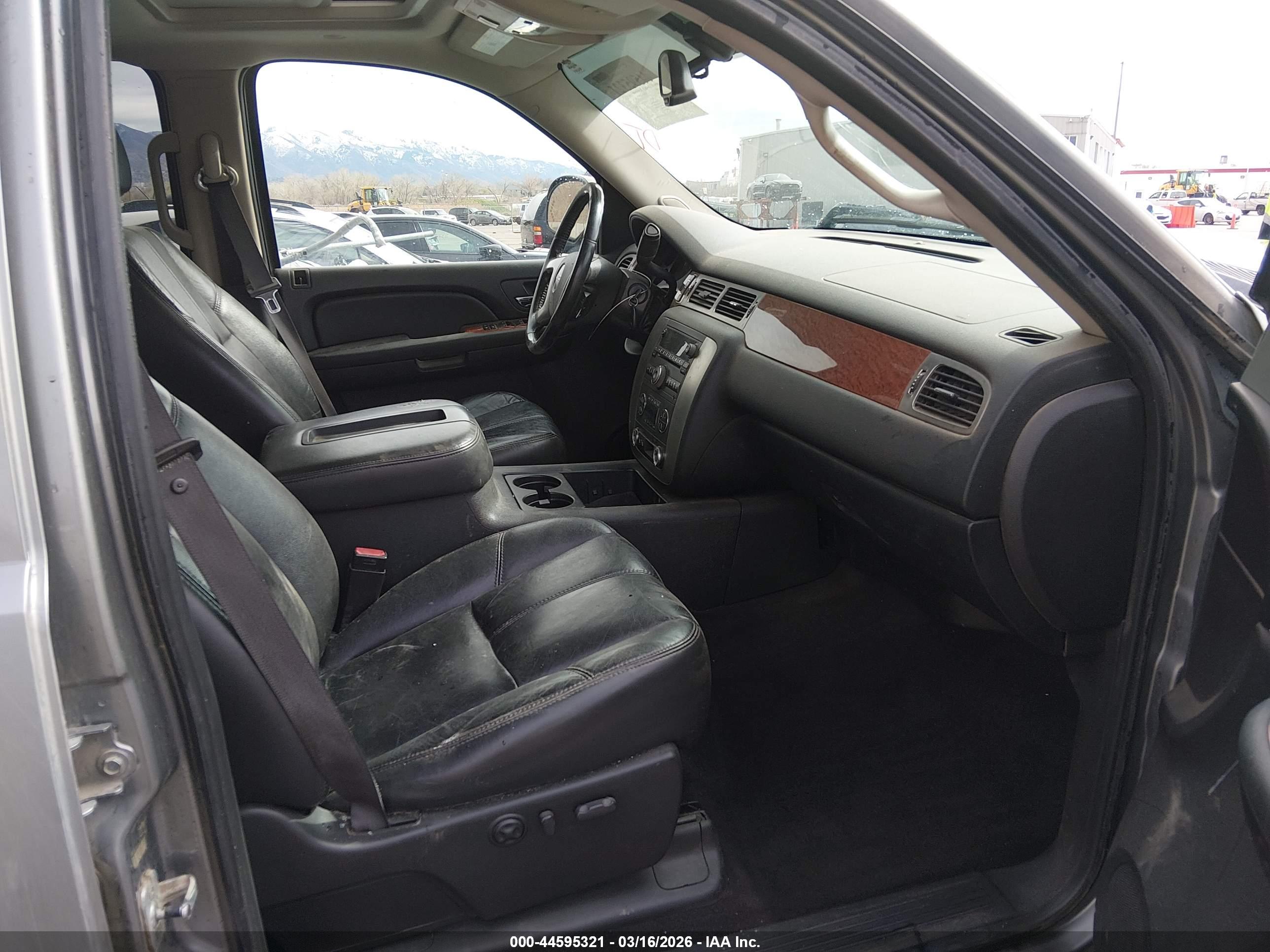 GMC SIERRA image 5