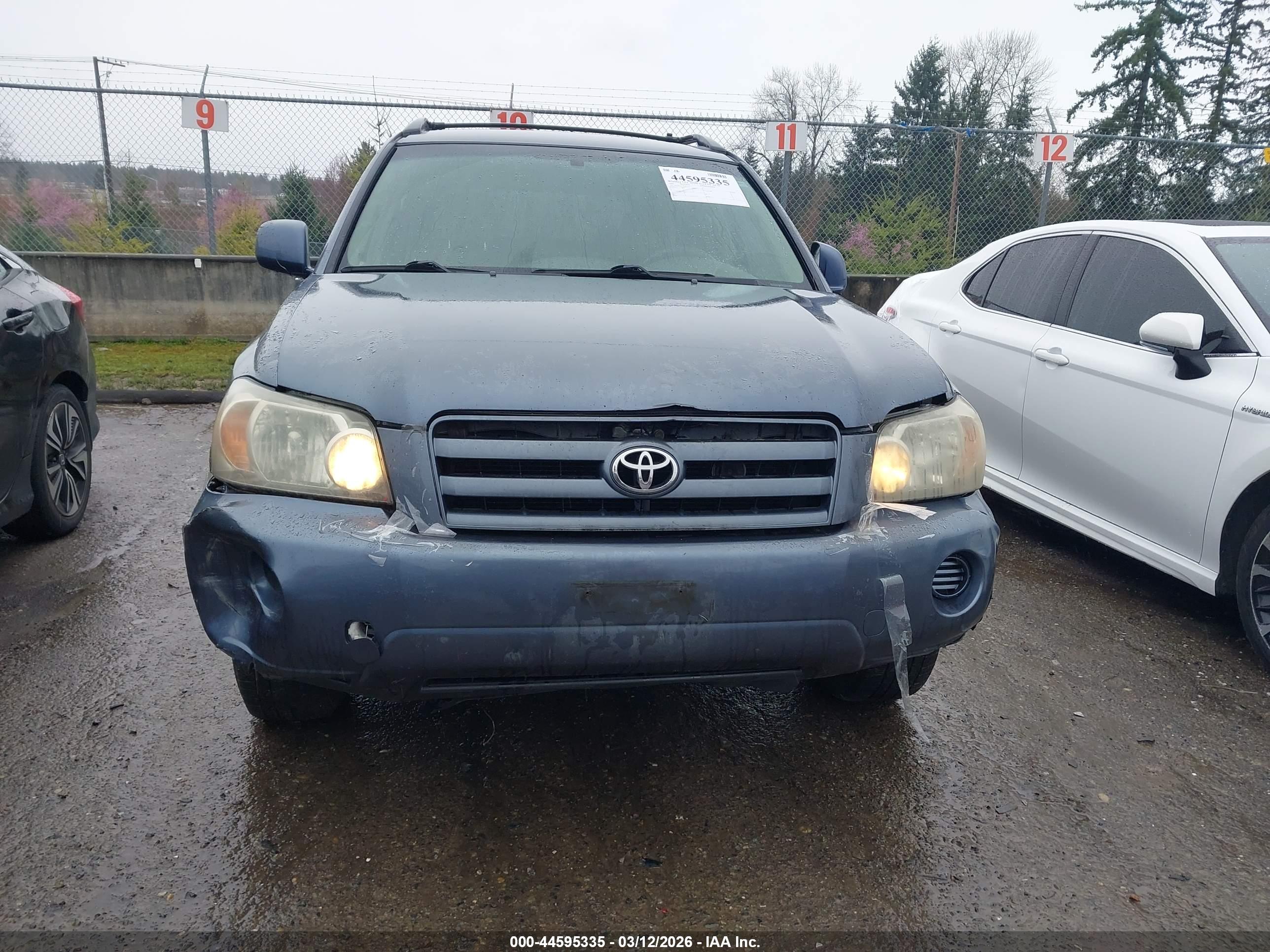 TOYOTA HIGHLANDER image 6
