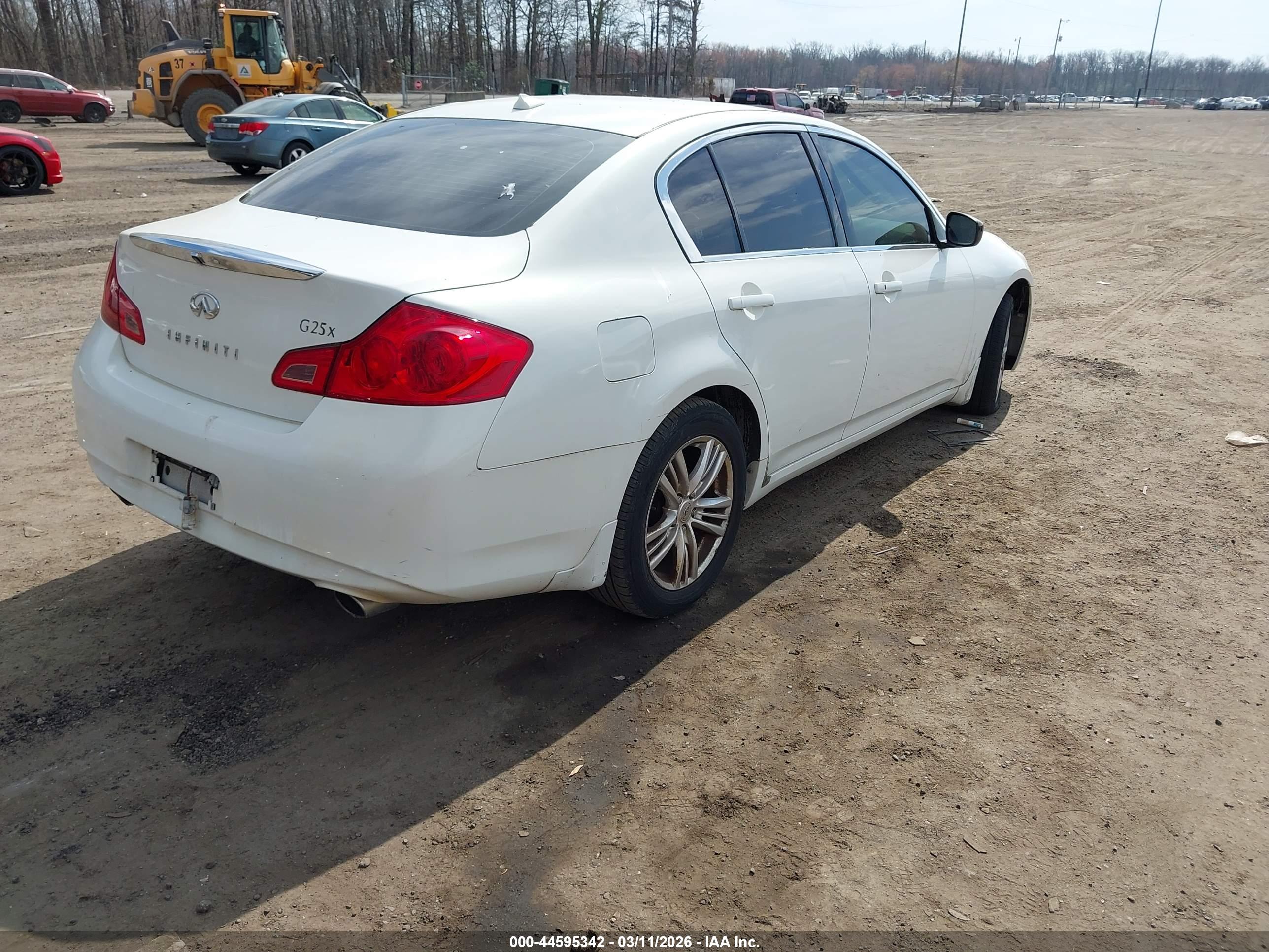 INFINITI G25X image 4