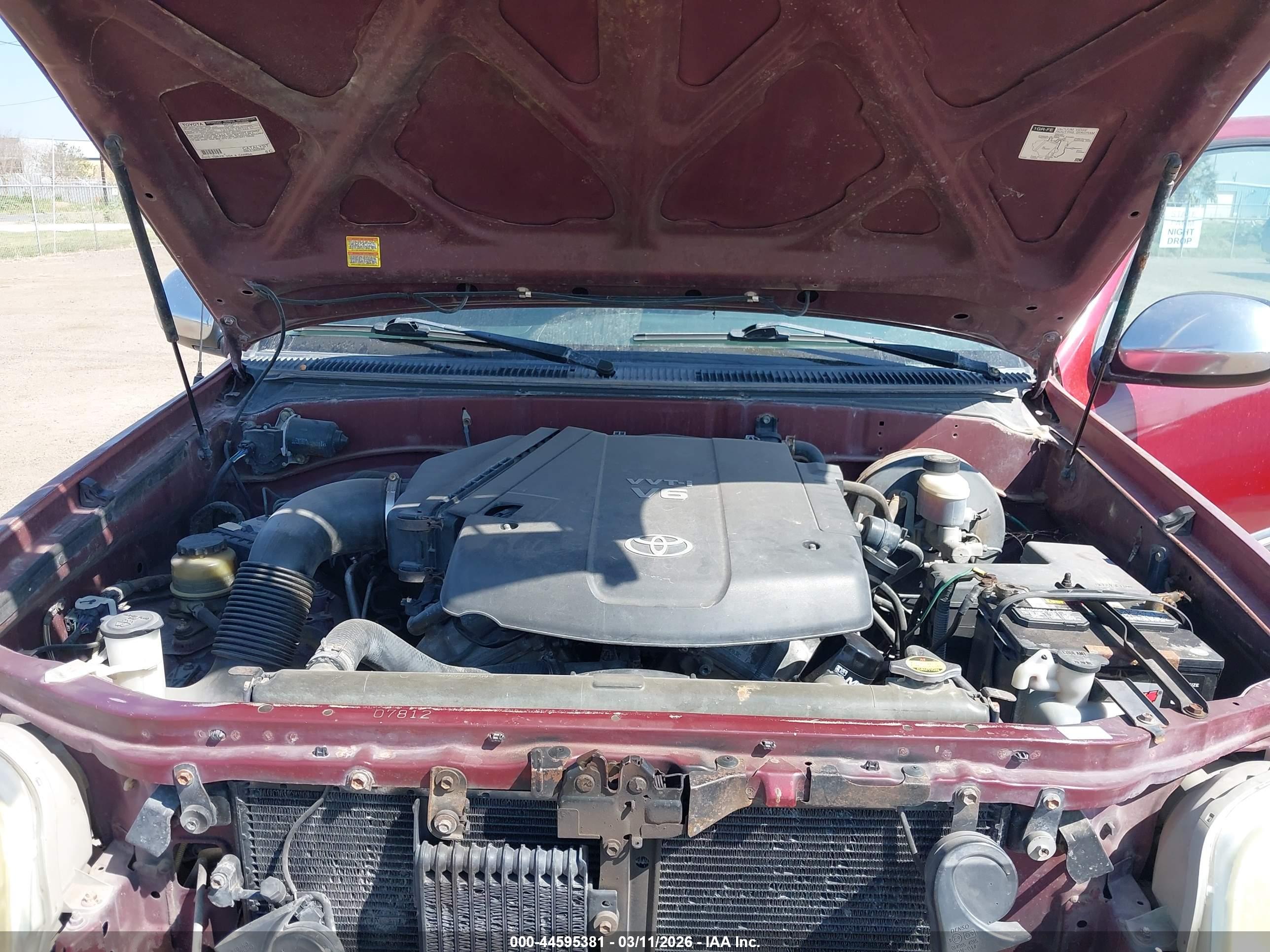 TOYOTA TUNDRA image 10