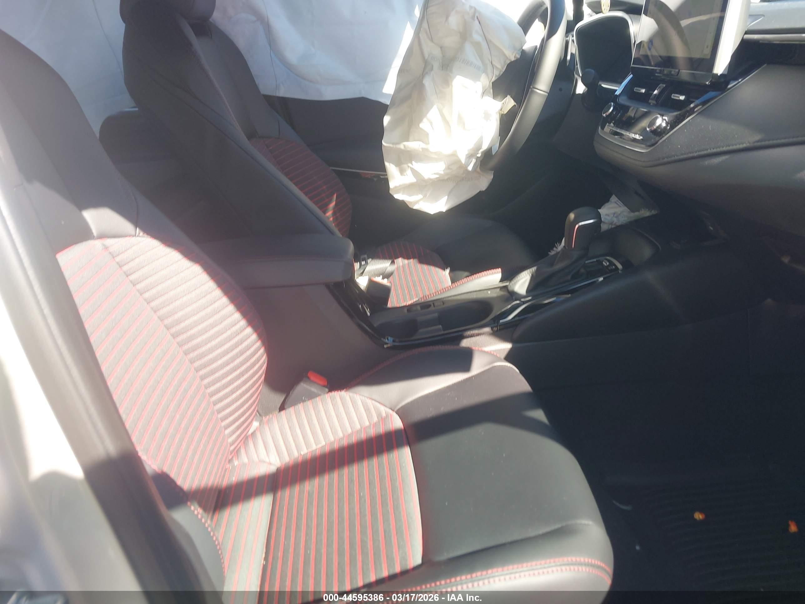 TOYOTA COROLLA image 5