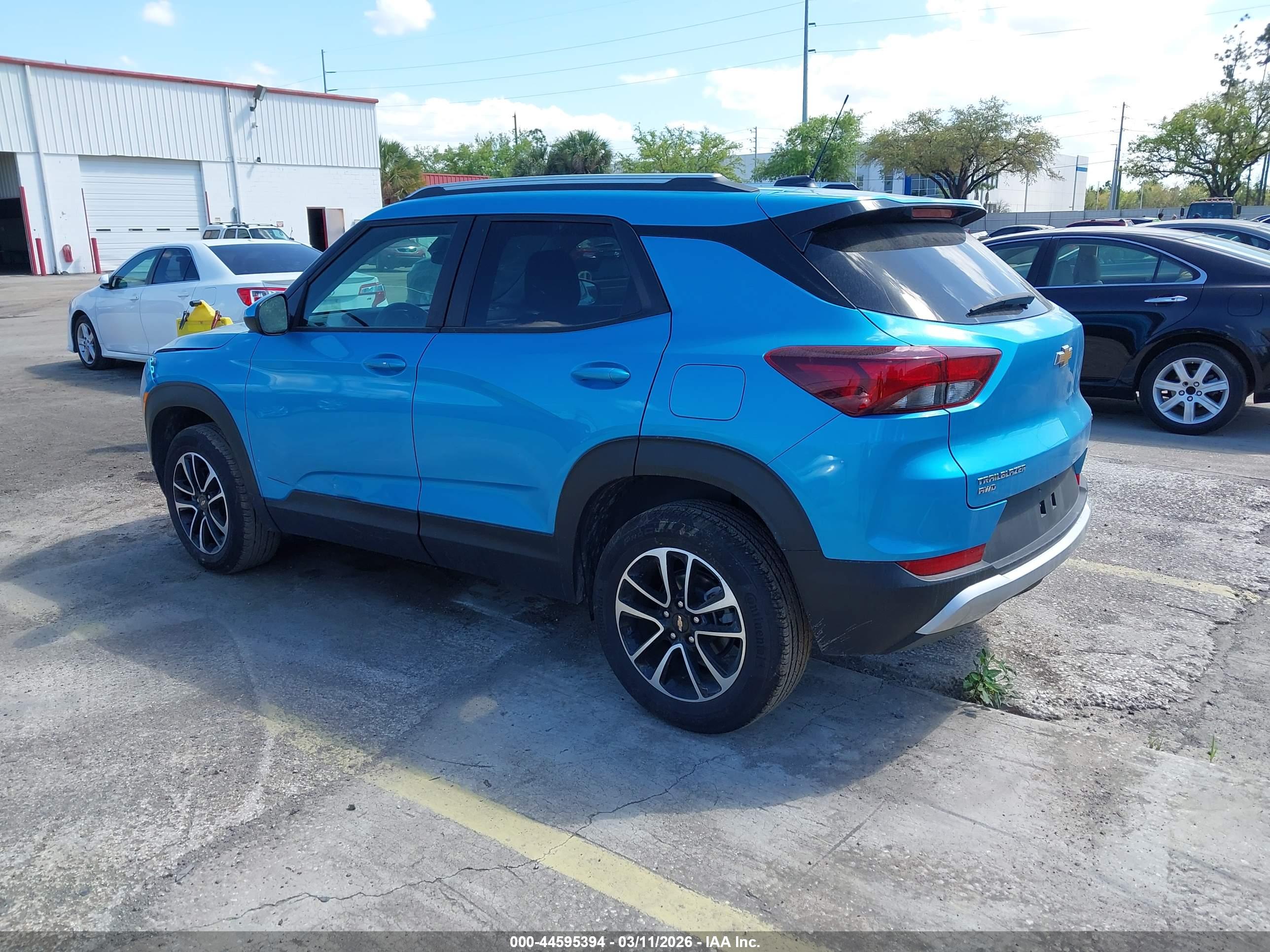 CHEVROLET TRAILBLAZER image 3