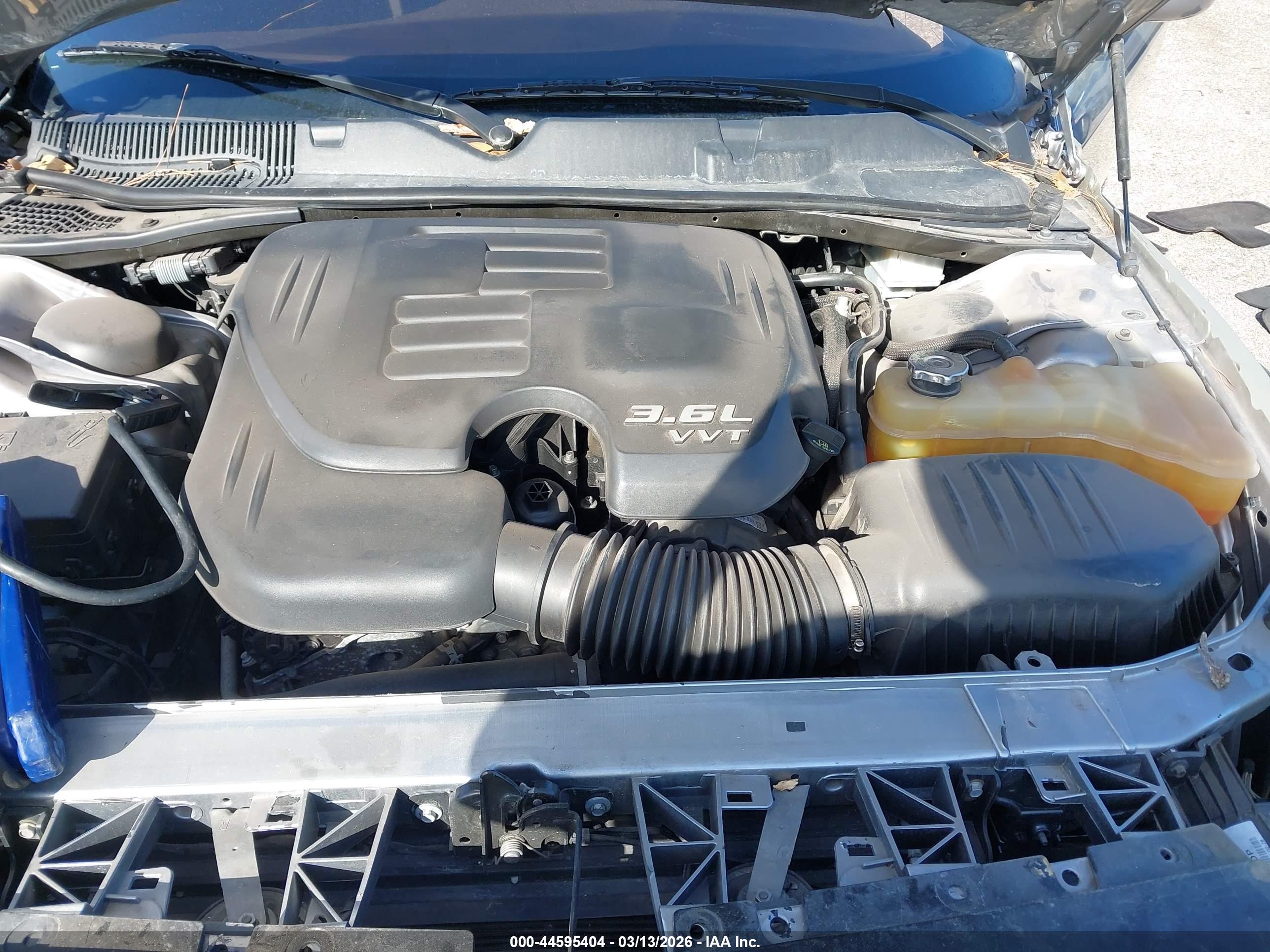 DODGE CHALLENGER image 10