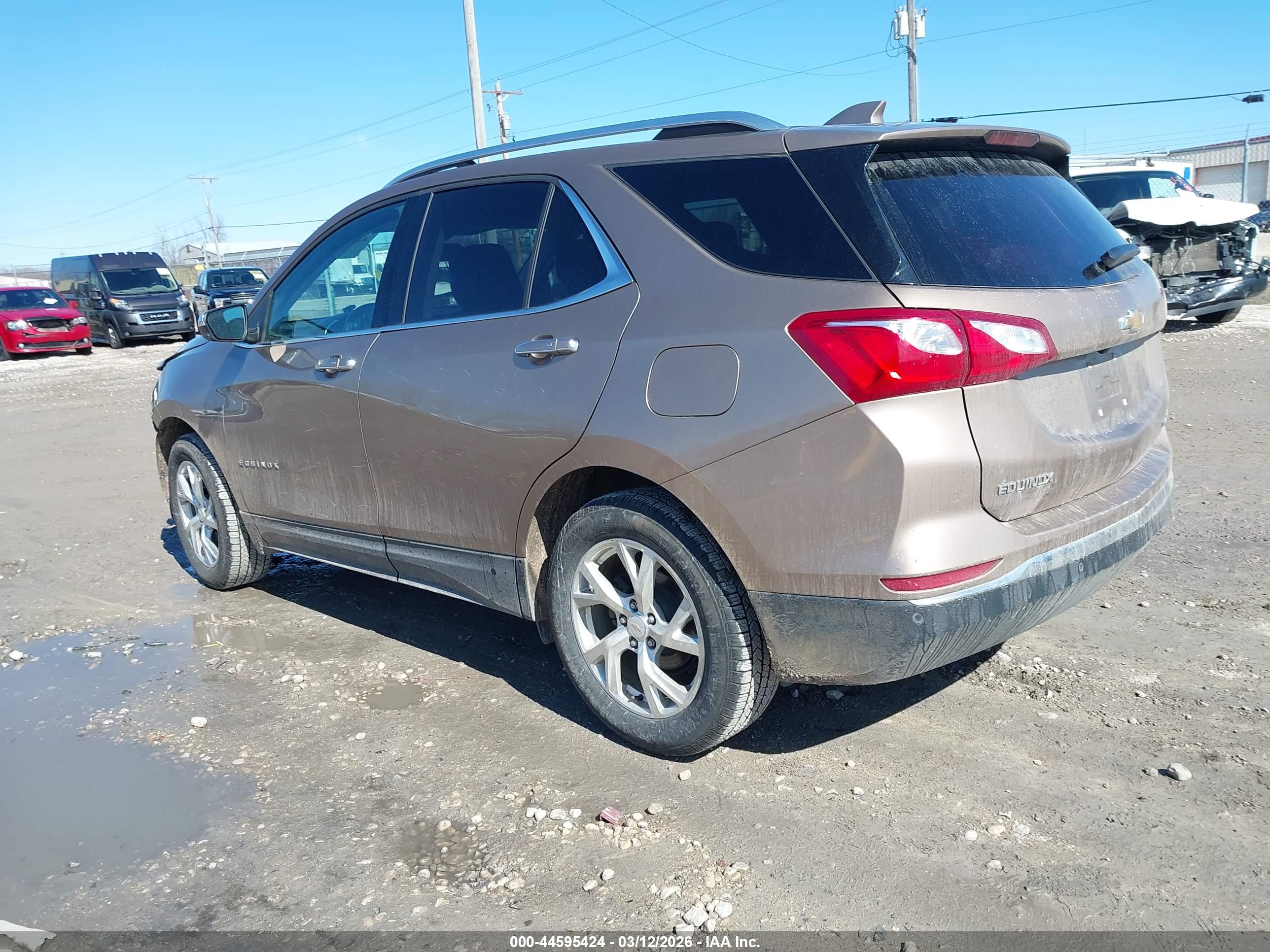 CHEVROLET EQUINOX image 3